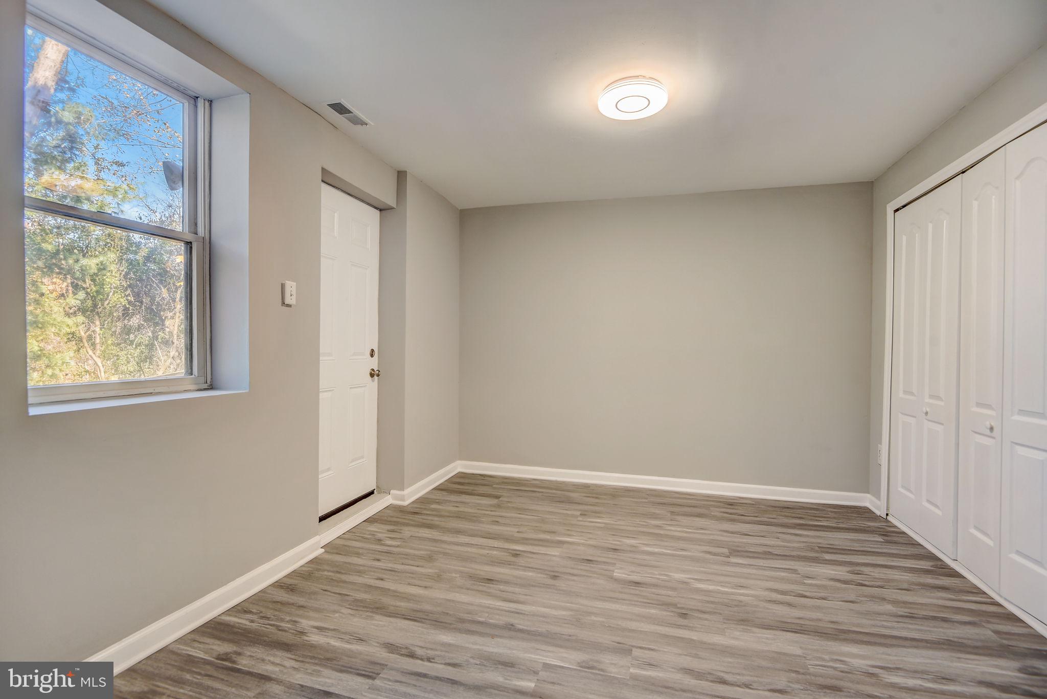 VILLAGE OF OWEN BROWN - Residential