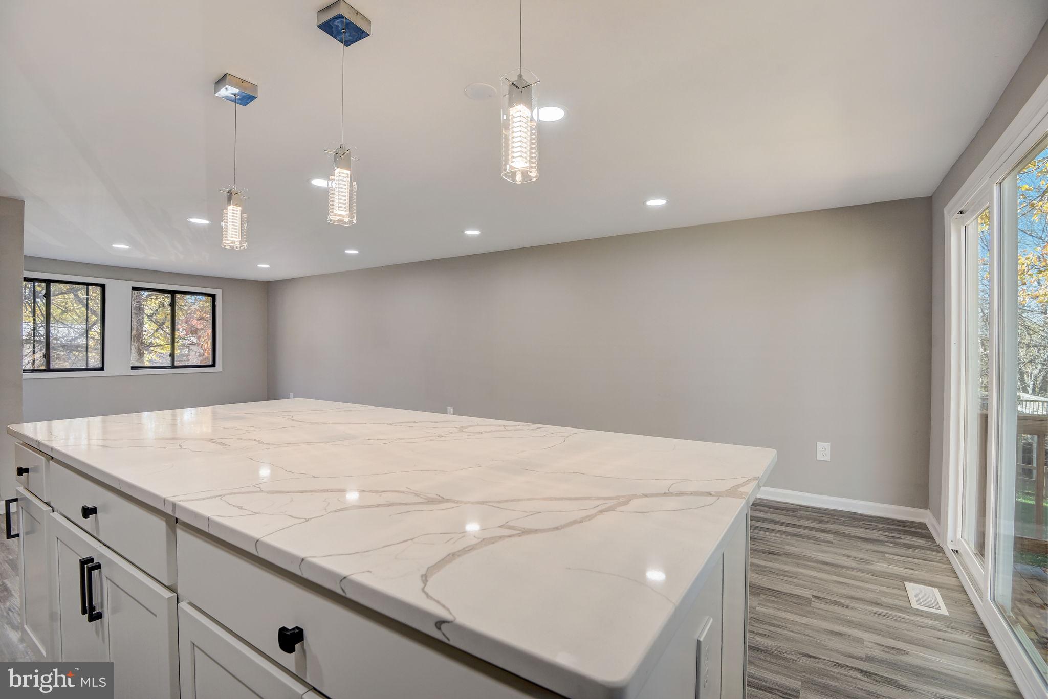 VILLAGE OF OWEN BROWN - Residential