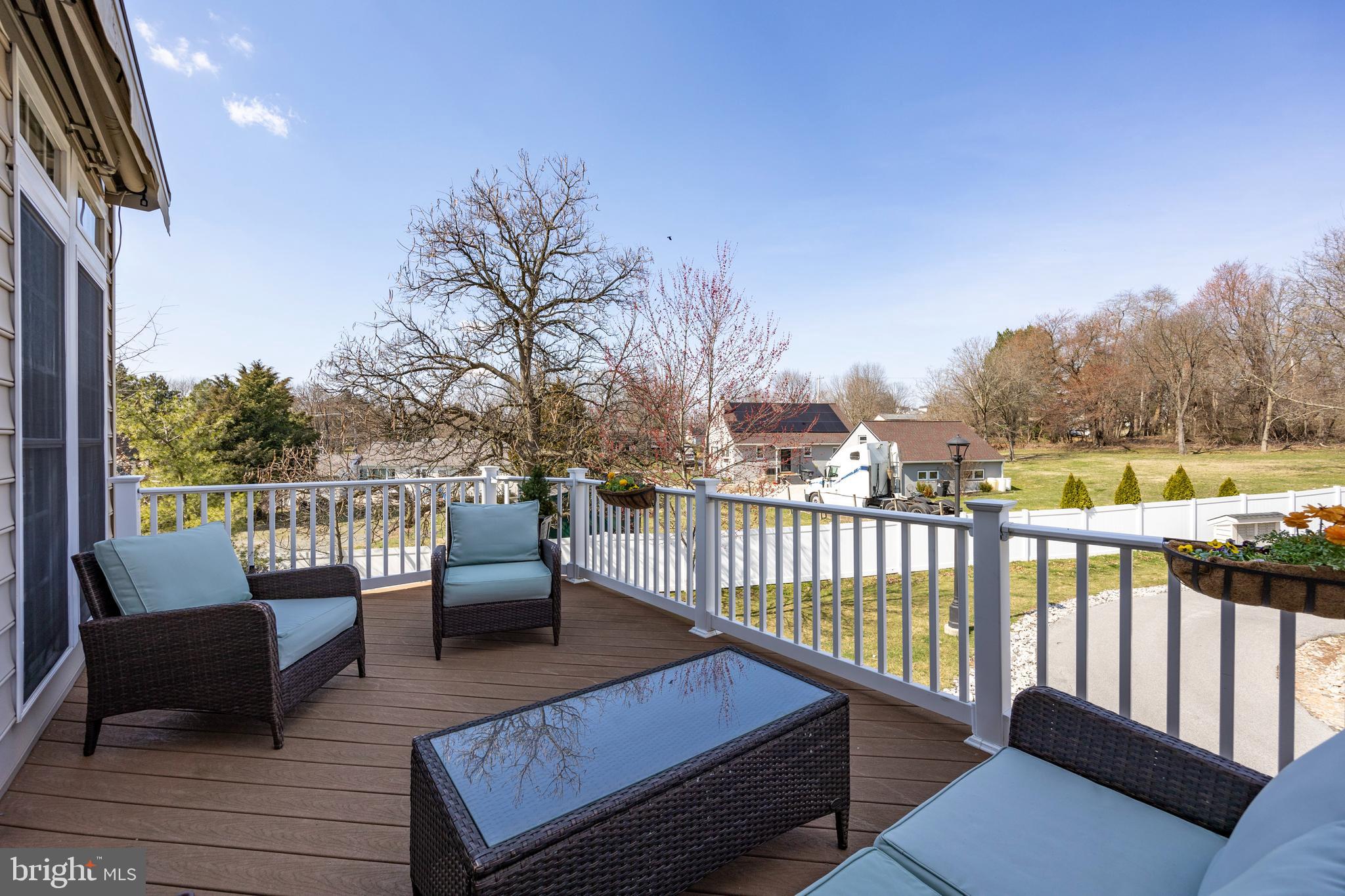 NORTHRIDGE VILLAGE - Residential