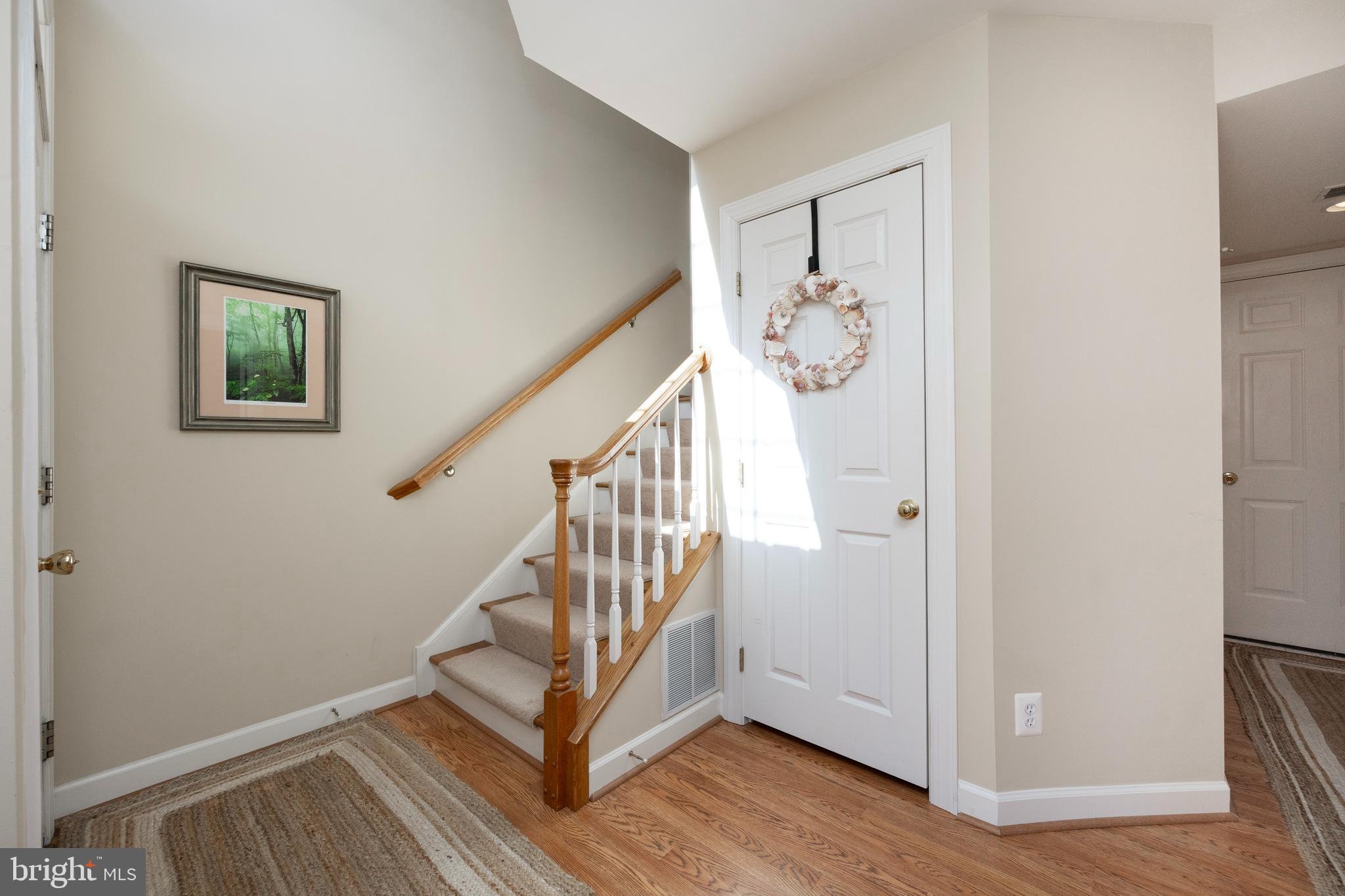 NORTHRIDGE VILLAGE - Residential