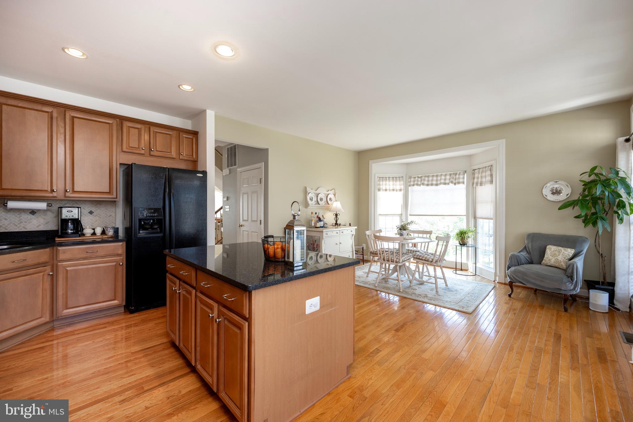 NORTHRIDGE VILLAGE - Residential