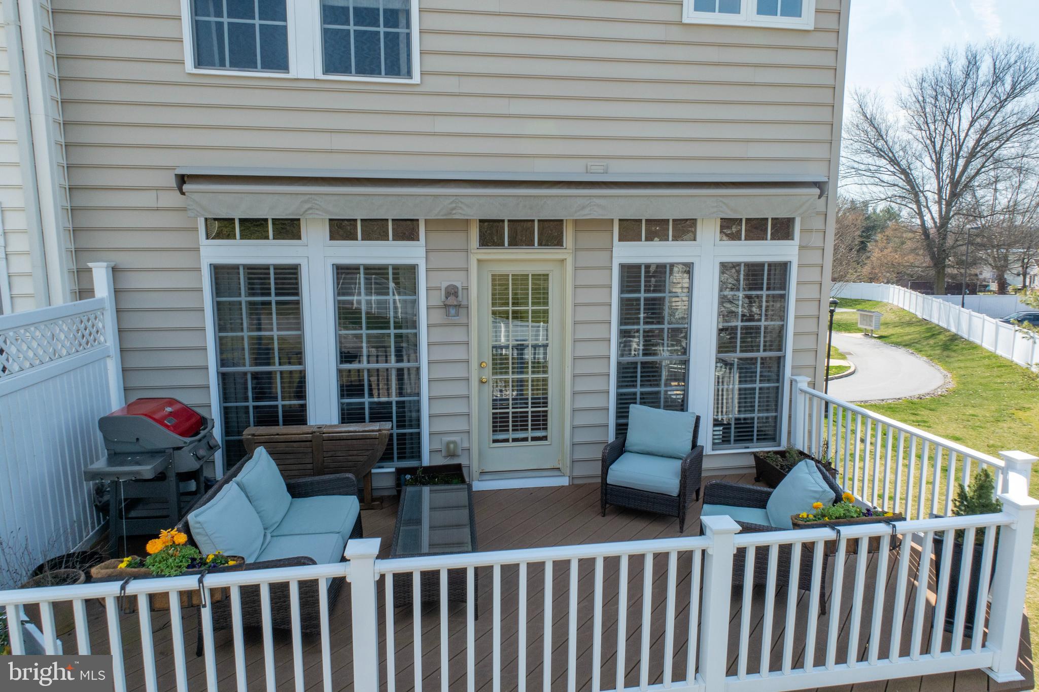 NORTHRIDGE VILLAGE - Residential