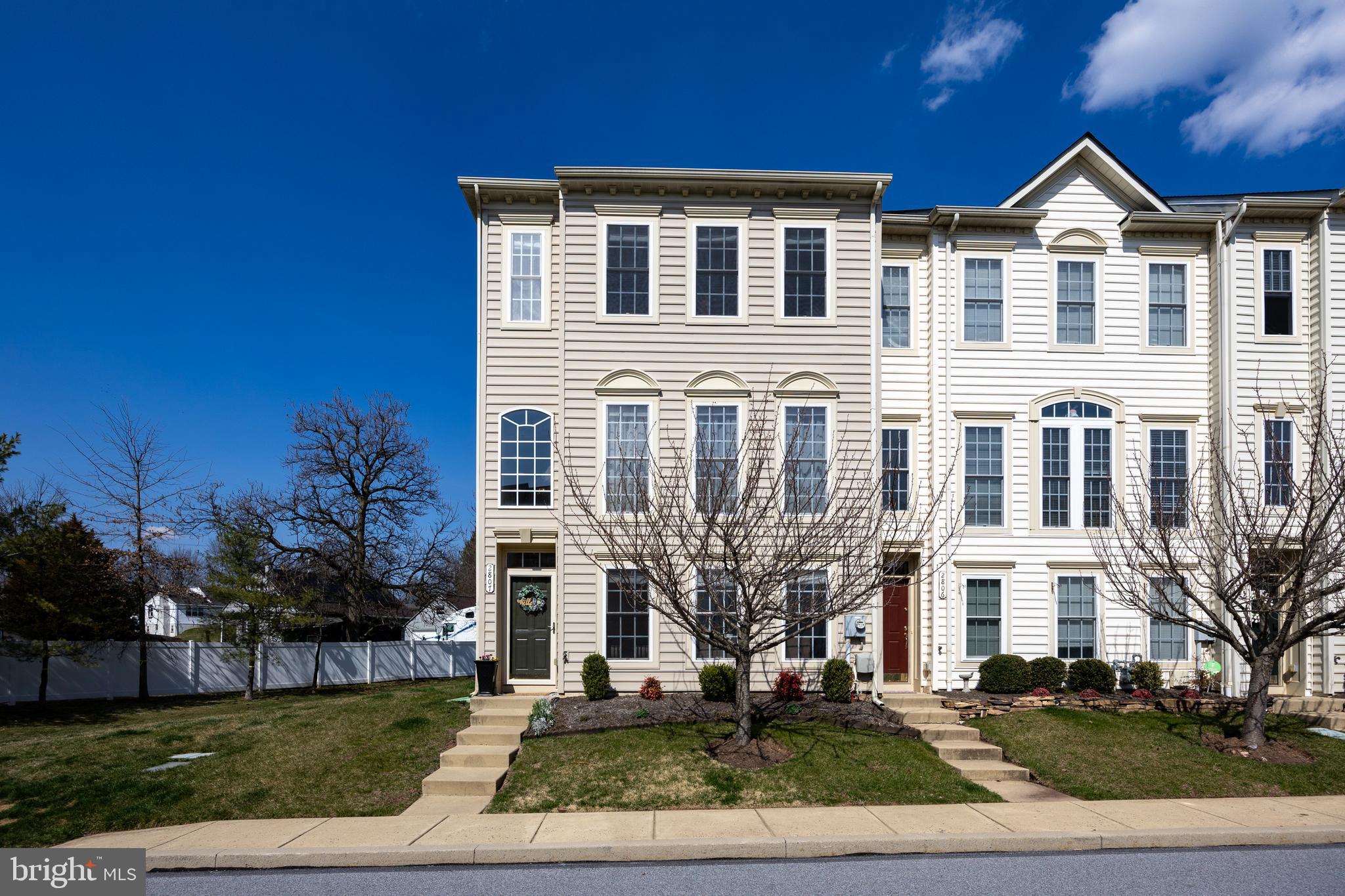 NORTHRIDGE VILLAGE - Residential