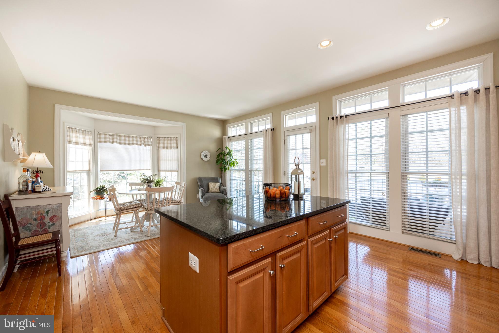 NORTHRIDGE VILLAGE - Residential