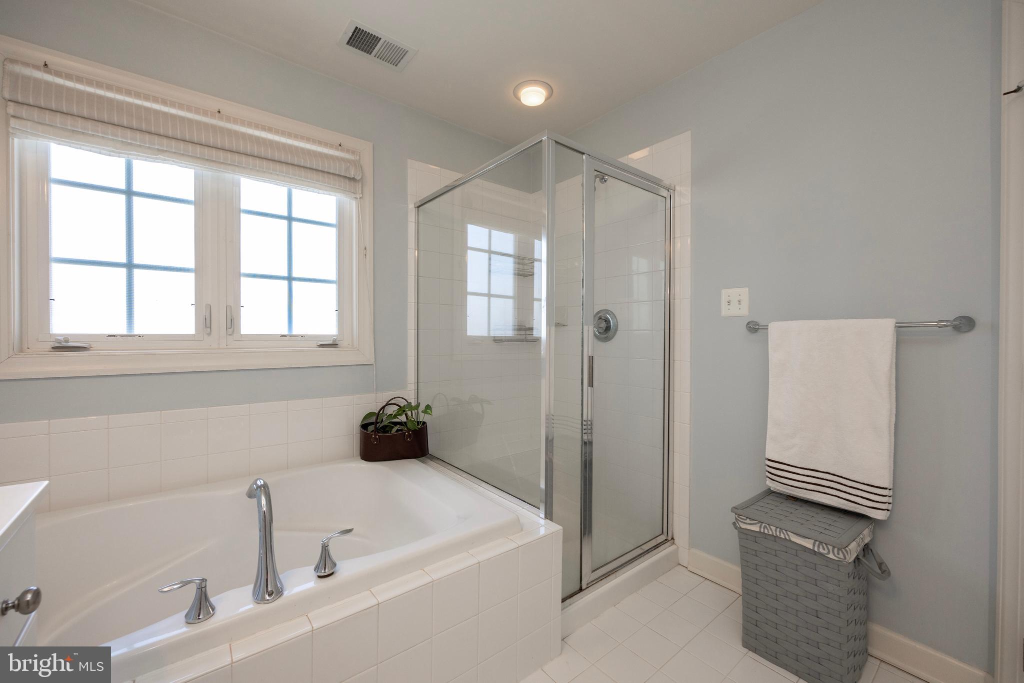 NORTHRIDGE VILLAGE - Residential