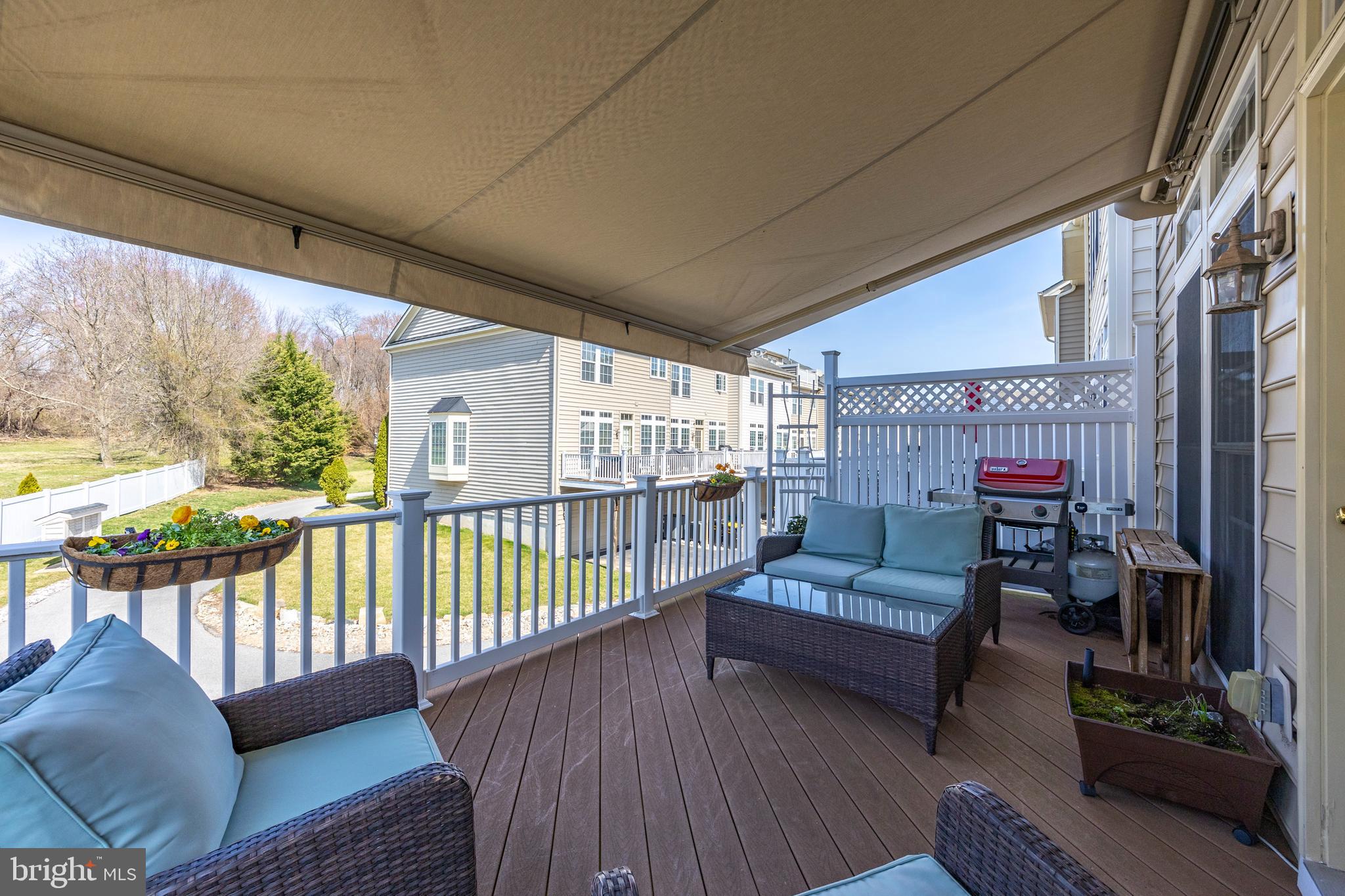 NORTHRIDGE VILLAGE - Residential