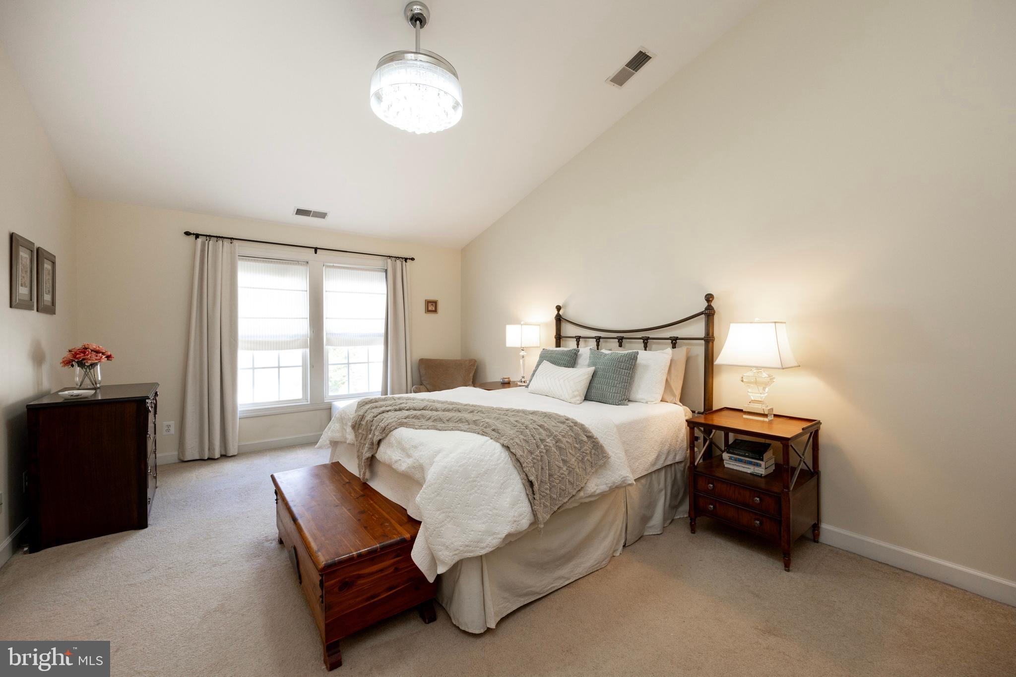 NORTHRIDGE VILLAGE - Residential