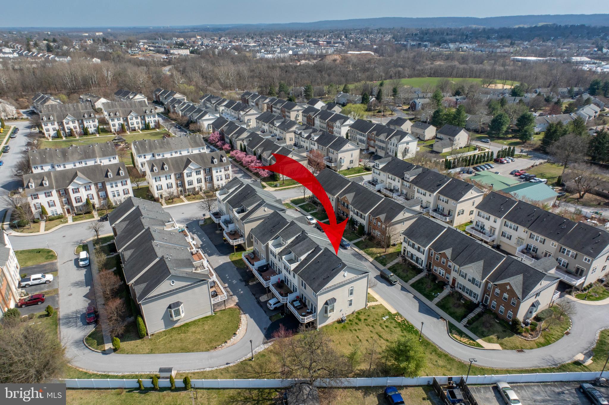 NORTHRIDGE VILLAGE - Residential