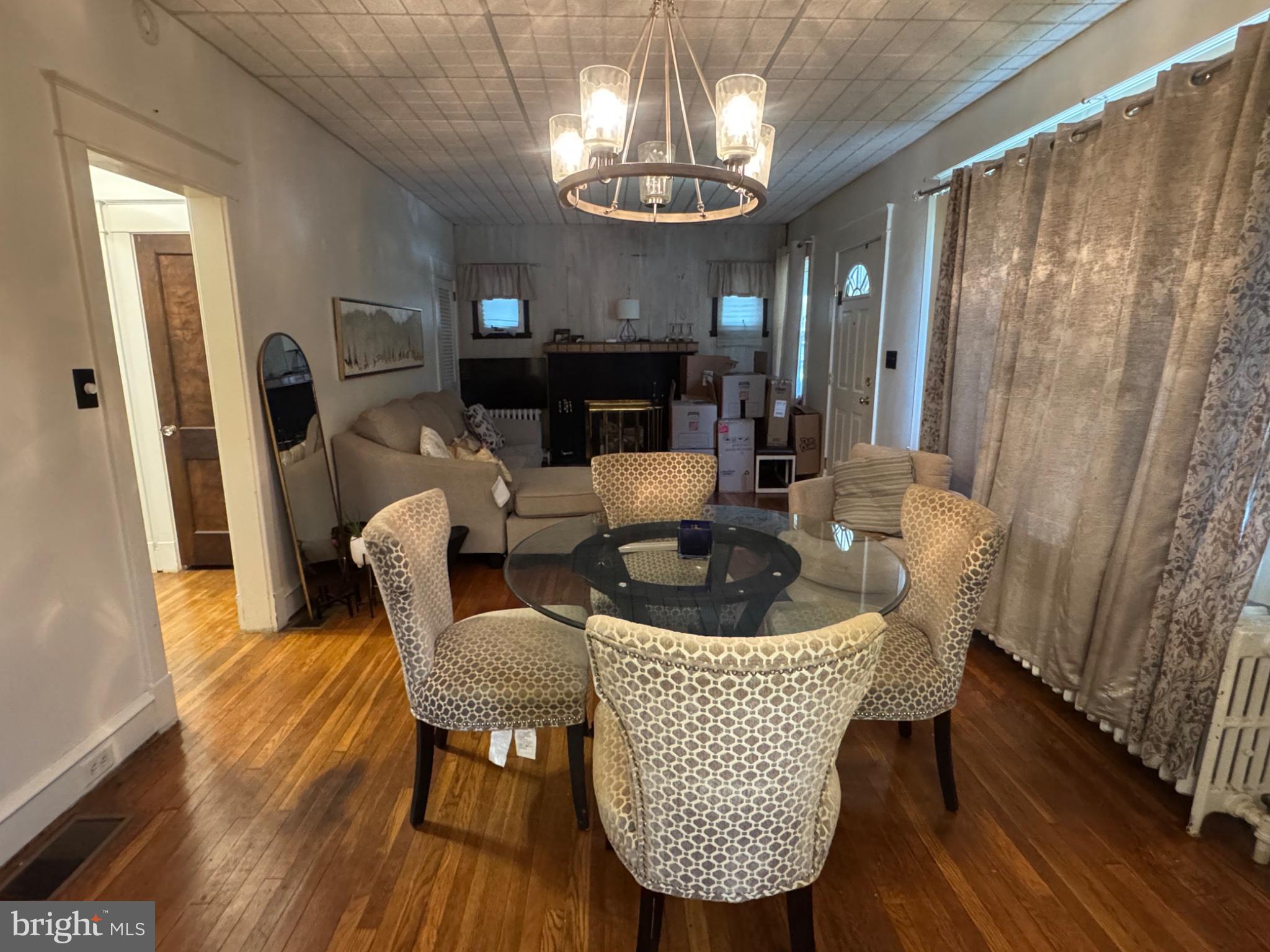 100 SILVIEW AVENUE