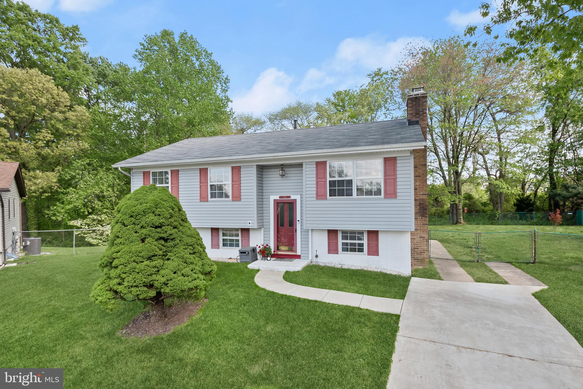 VILLAGE OF OLDE MILL - Residential