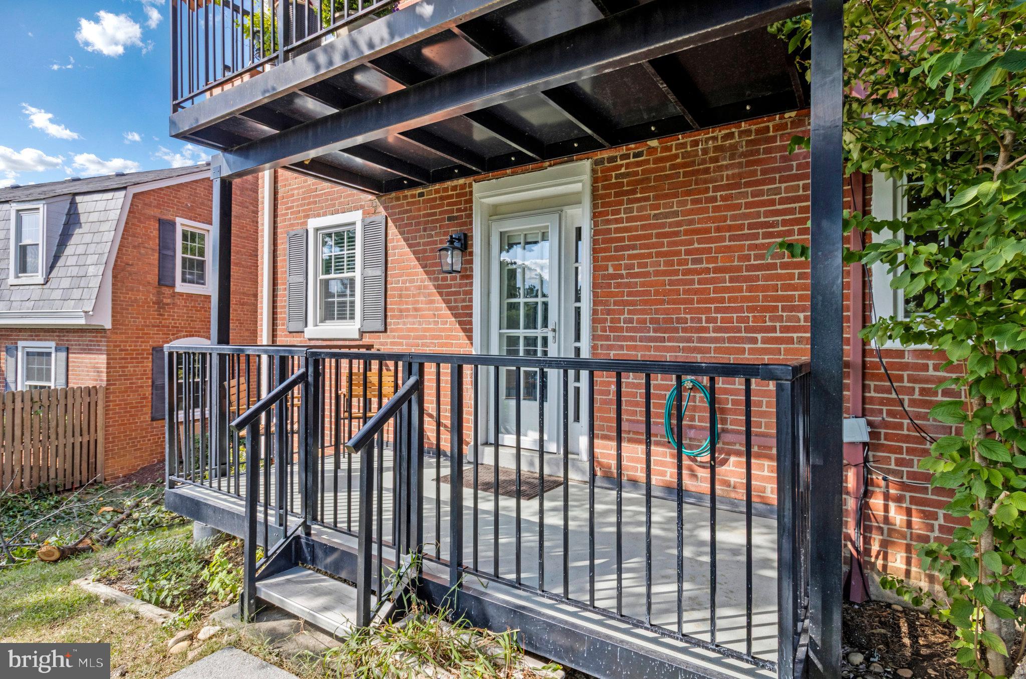 FAIRLINGTON VILLAGES - Residential Lease