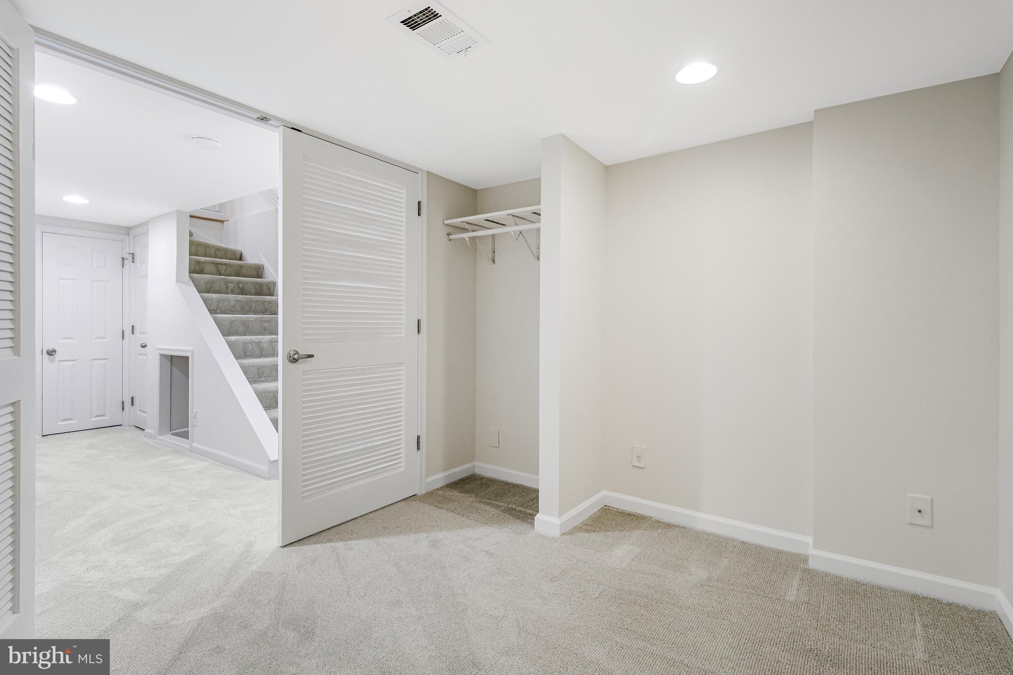 FAIRLINGTON VILLAGES - Residential Lease