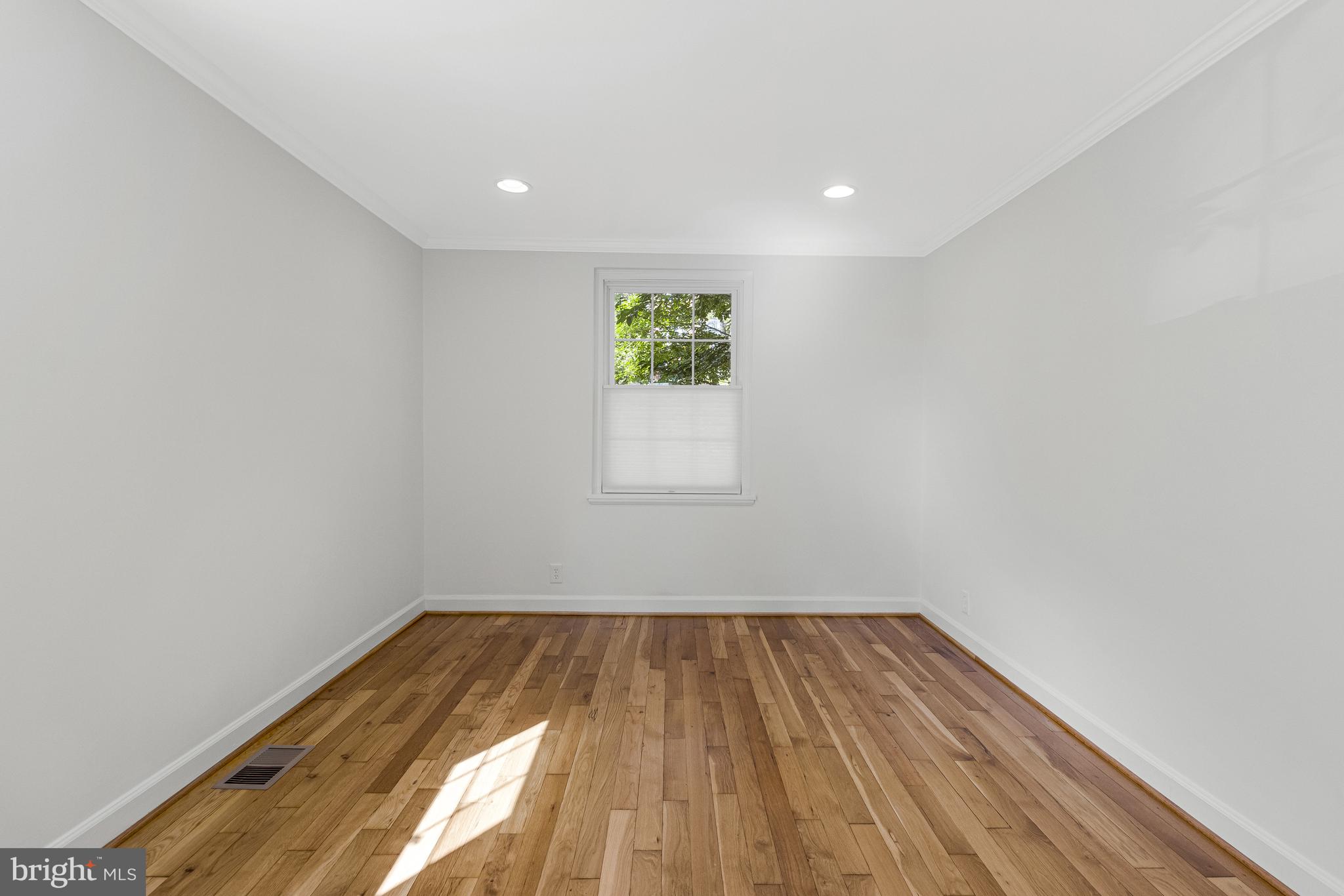 FAIRLINGTON VILLAGES - Residential Lease