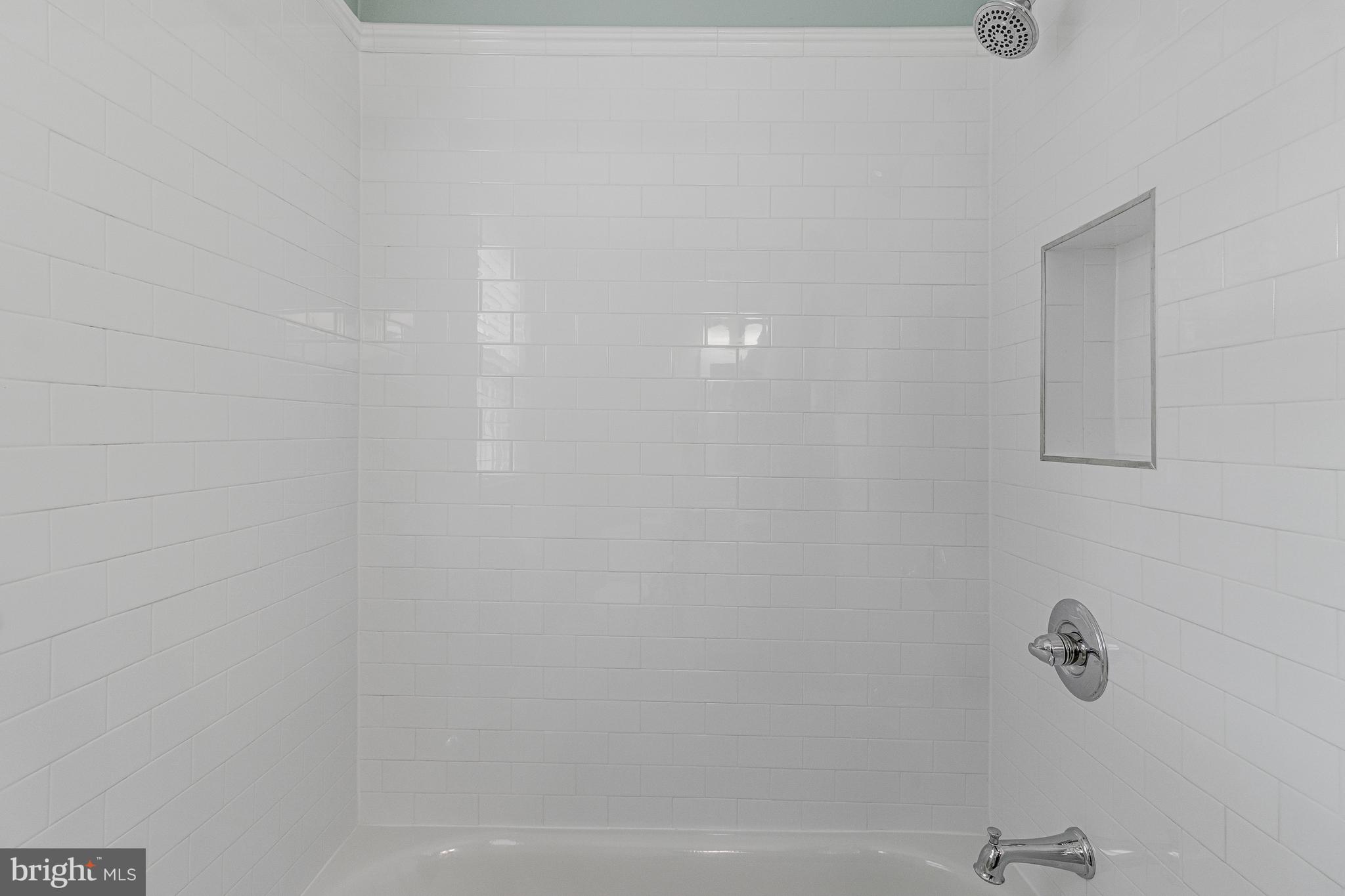 FAIRLINGTON VILLAGES - Residential Lease