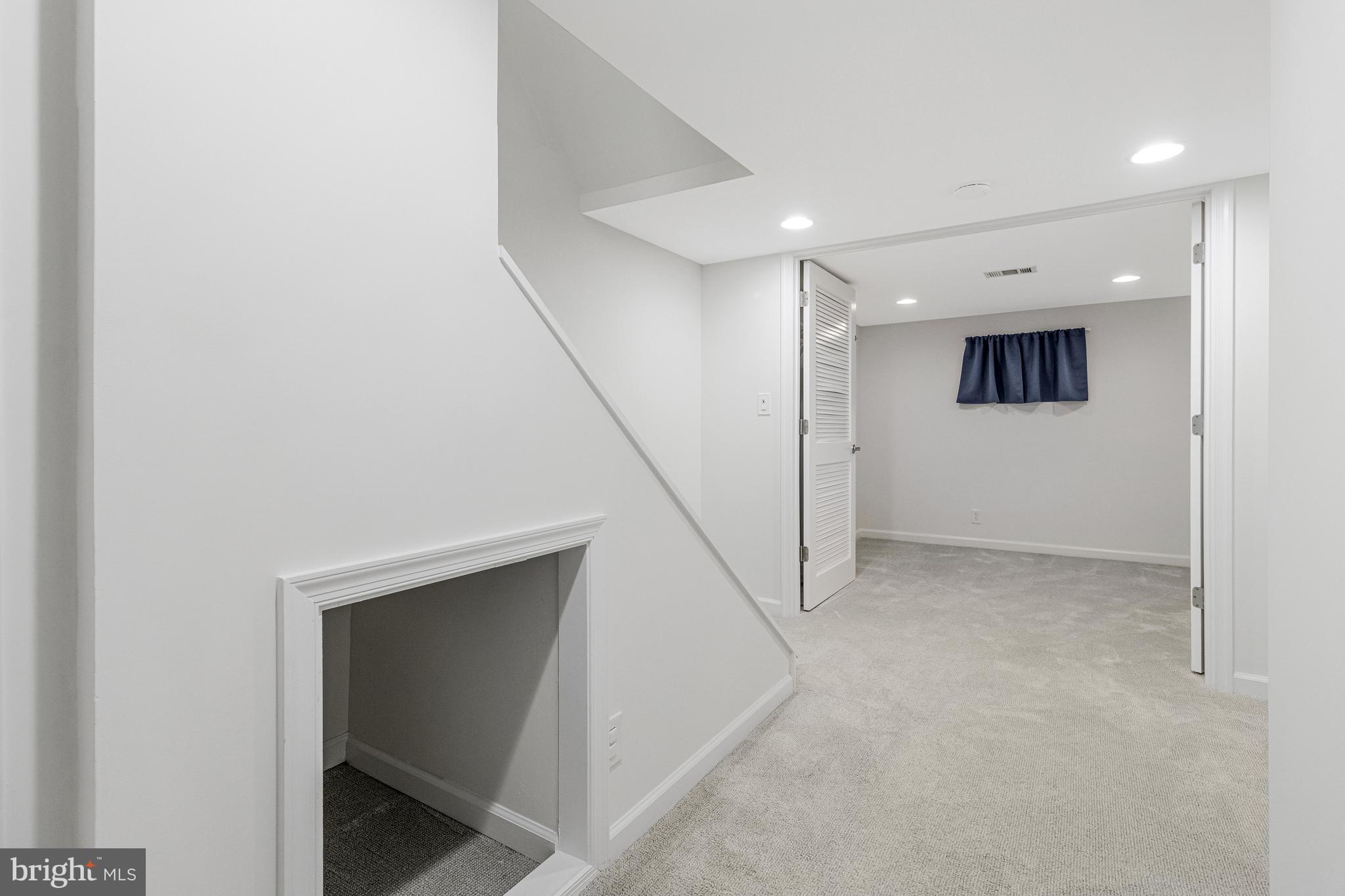 FAIRLINGTON VILLAGES - Residential Lease