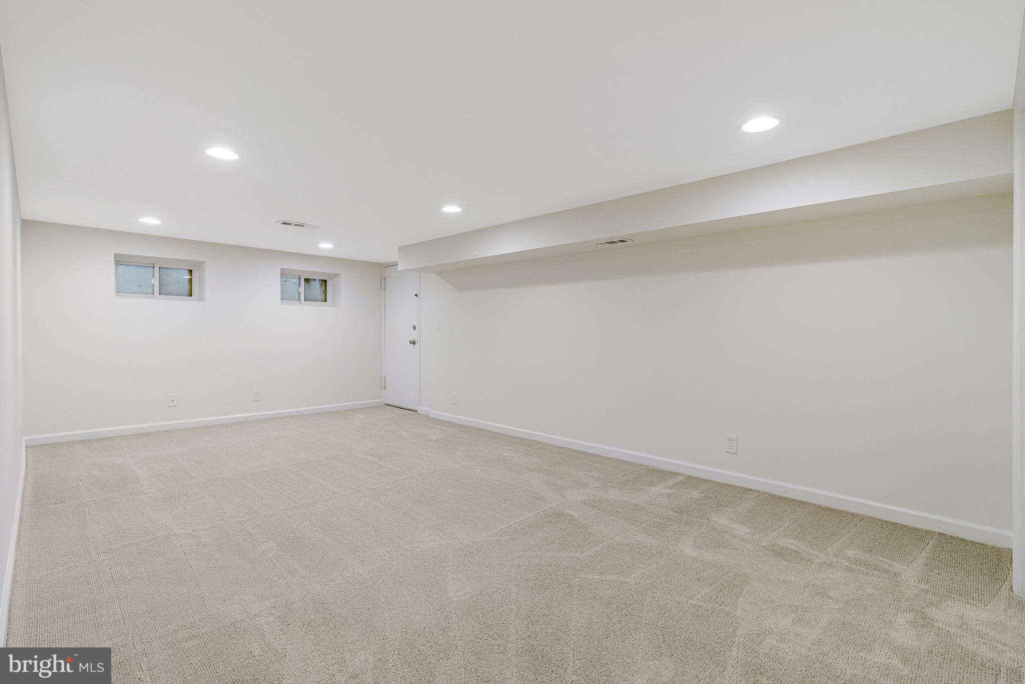 FAIRLINGTON VILLAGES - Residential Lease