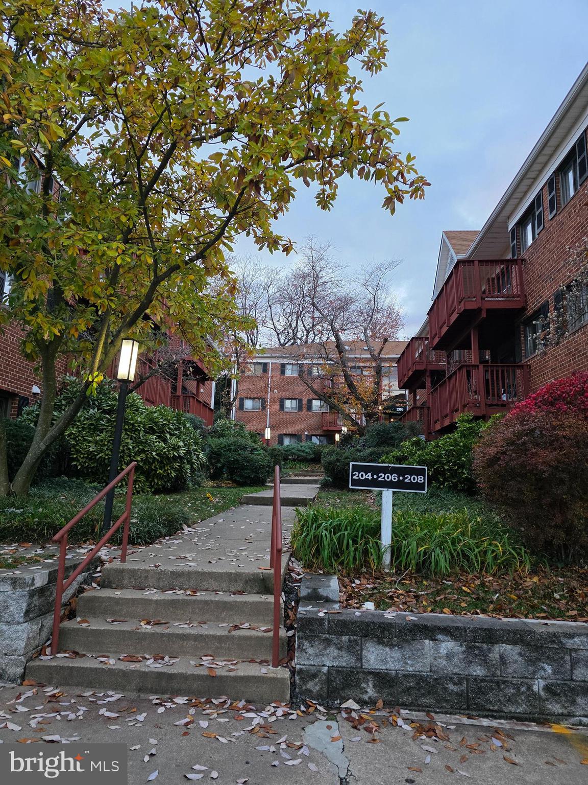 SEMINARY WALK - Residential Lease