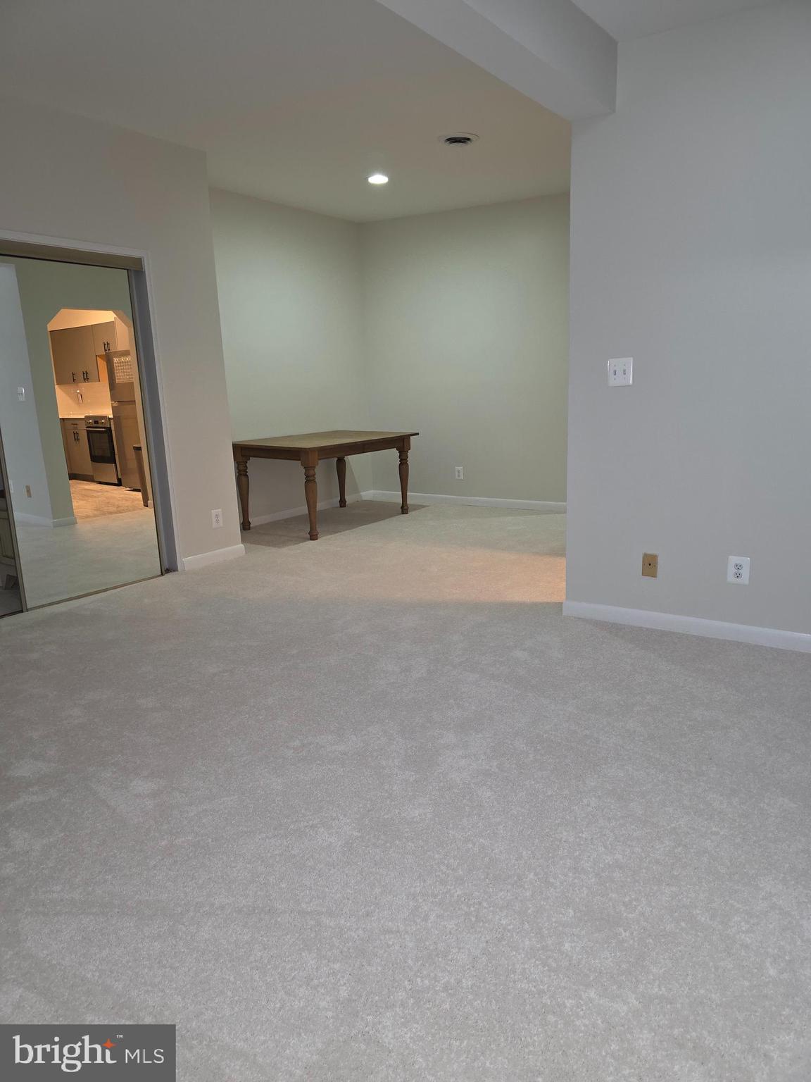 SEMINARY WALK - Residential Lease