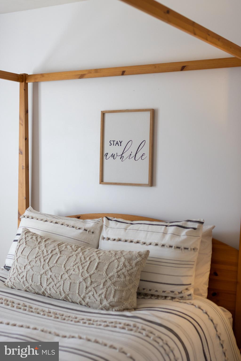 STONE MANOR - Residential