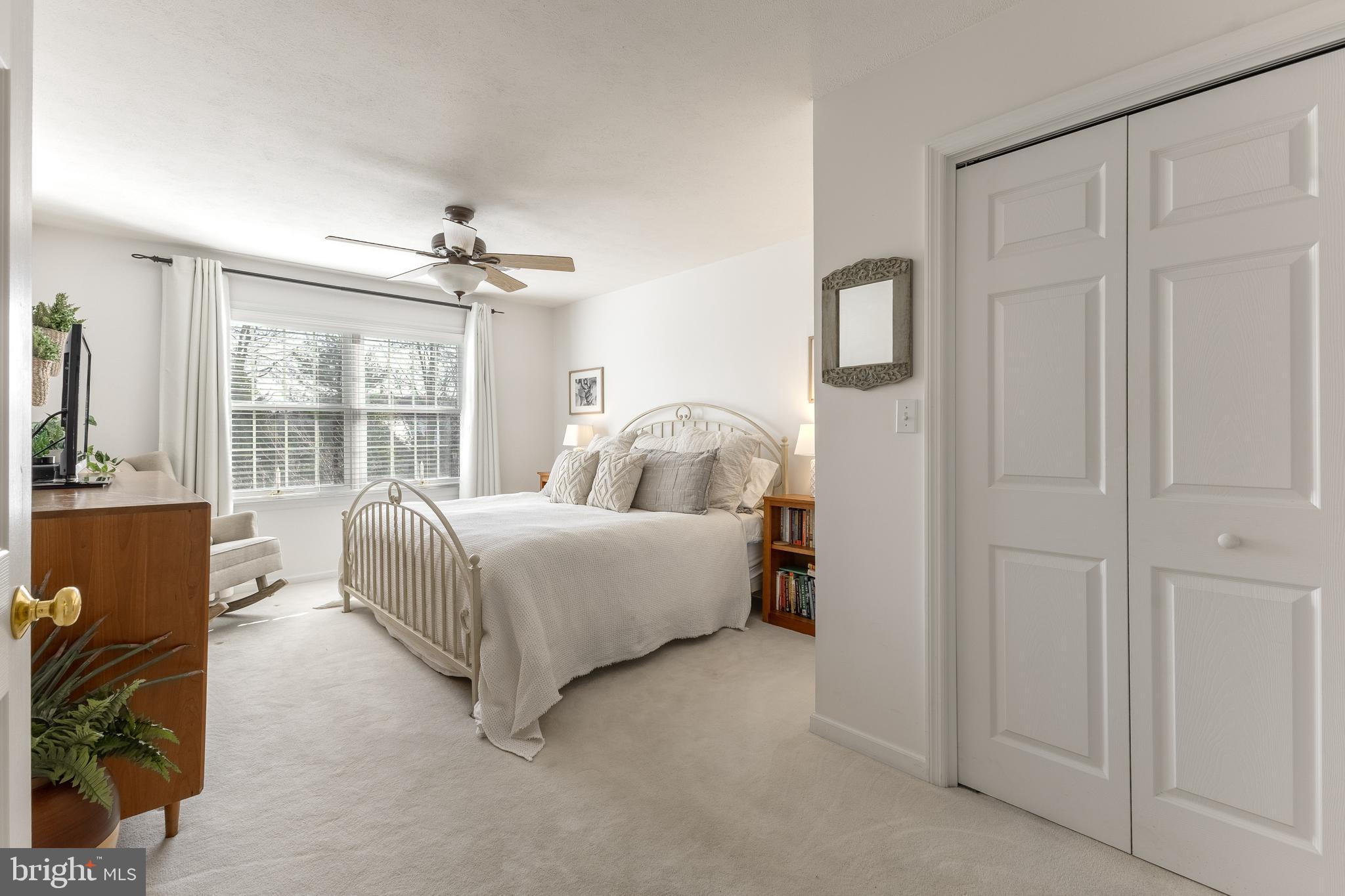 STONE MANOR - Residential