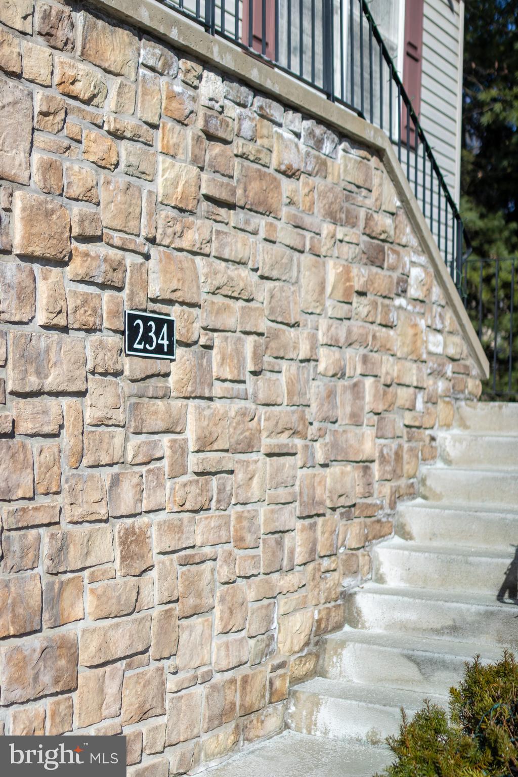 STONE MANOR - Residential