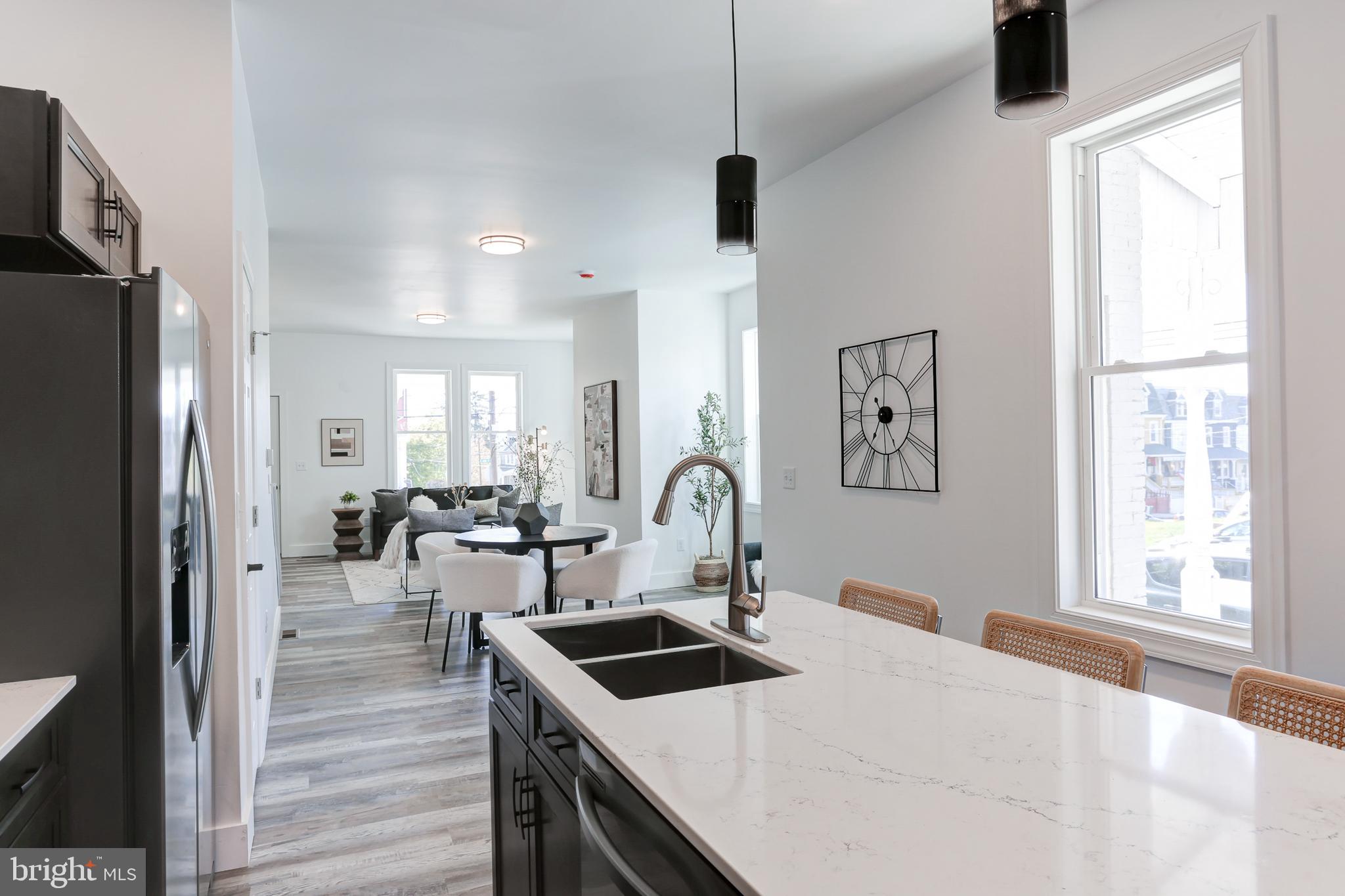 LANCASTER - Residential