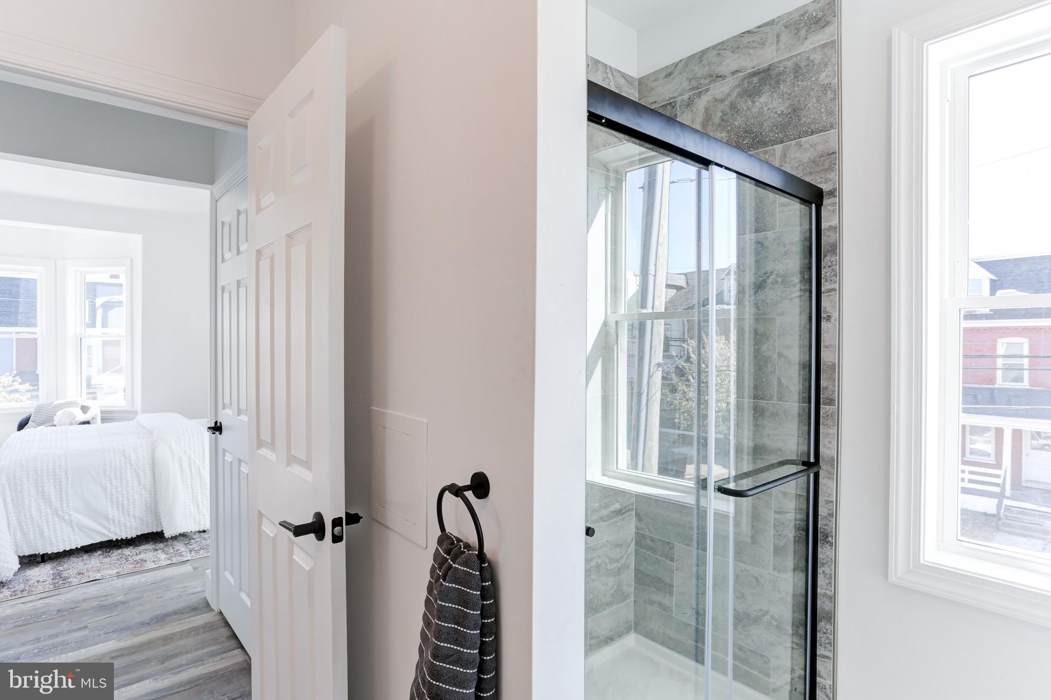 LANCASTER - Residential