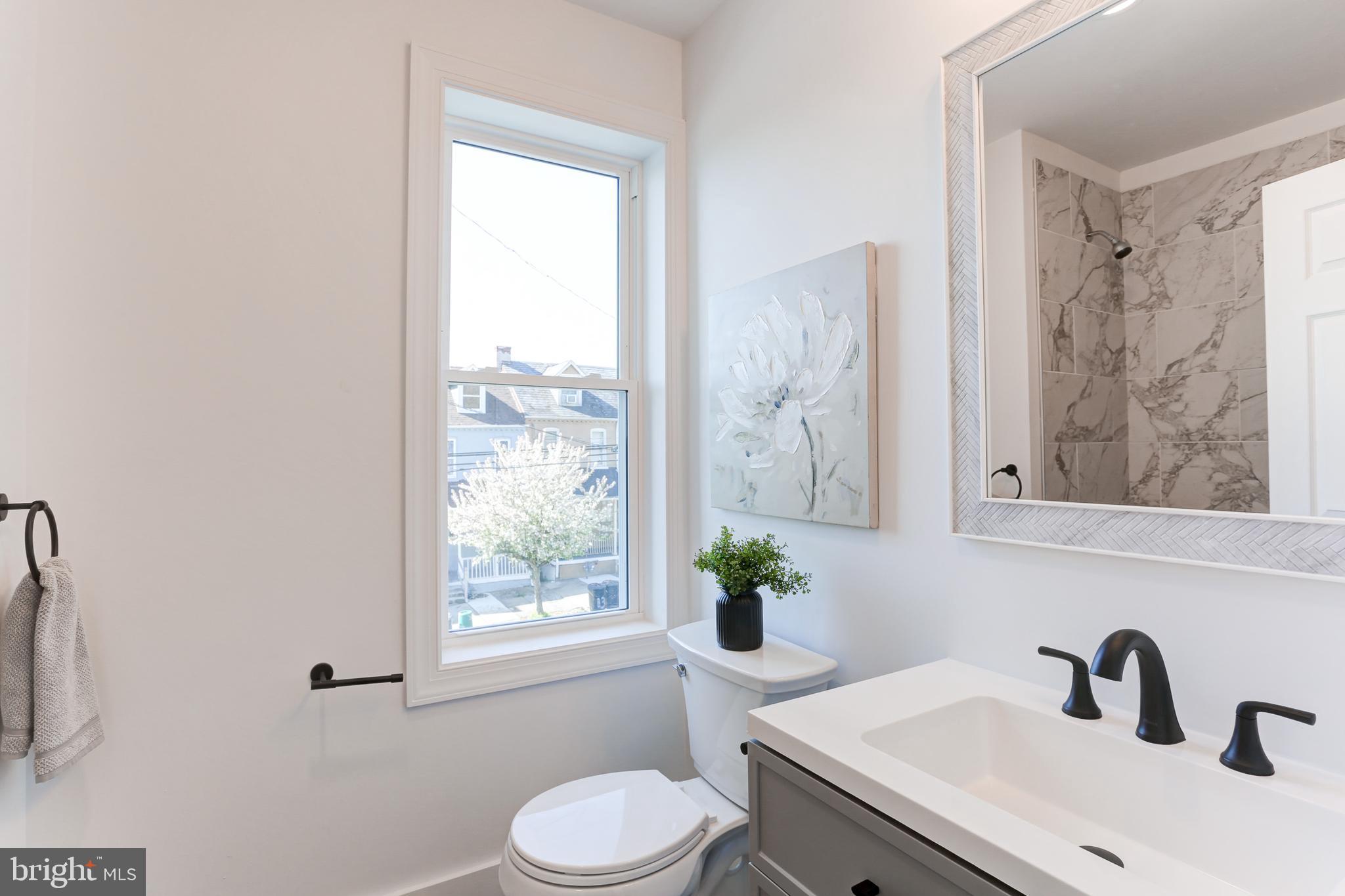 LANCASTER - Residential