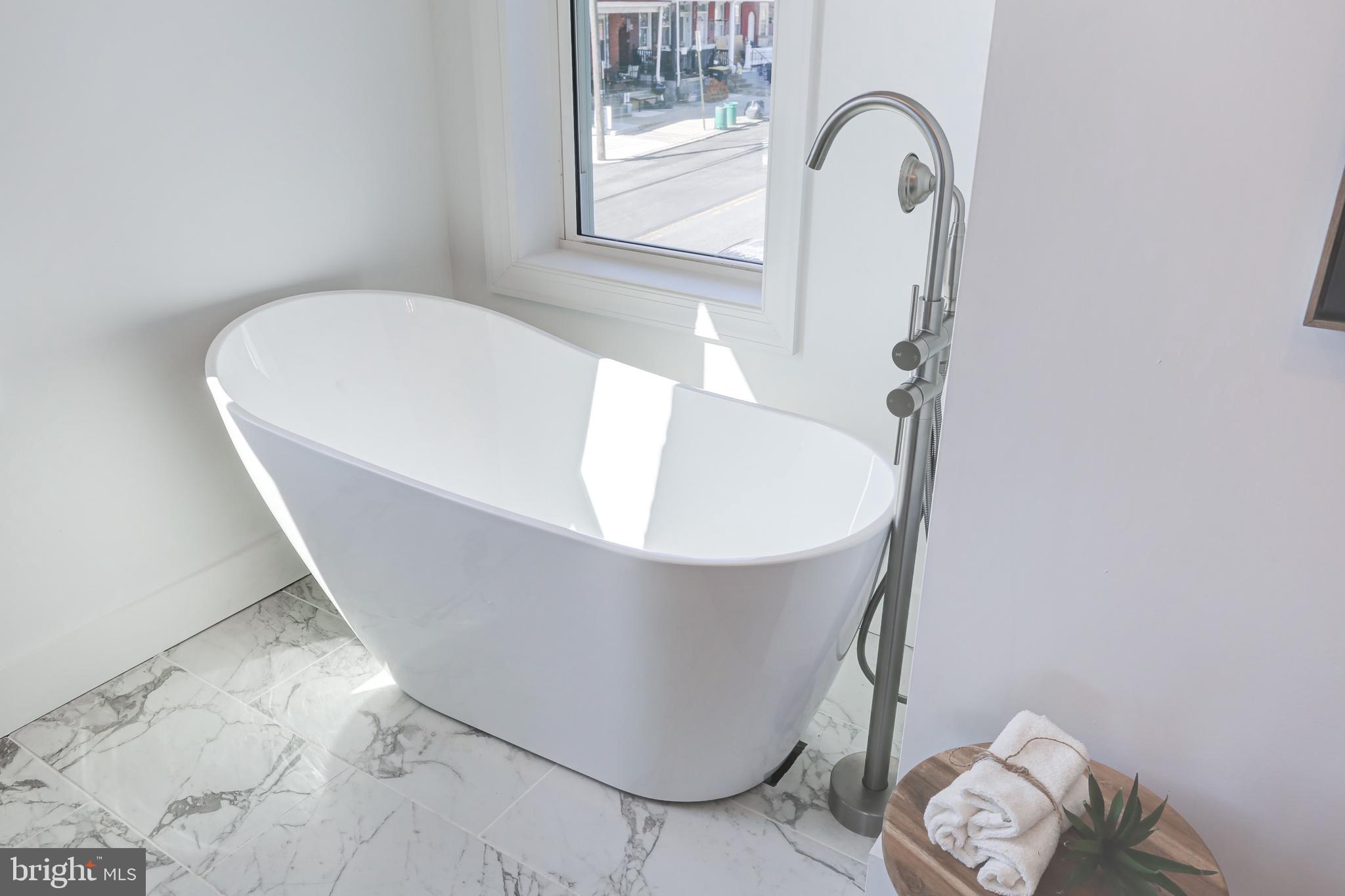 LANCASTER - Residential