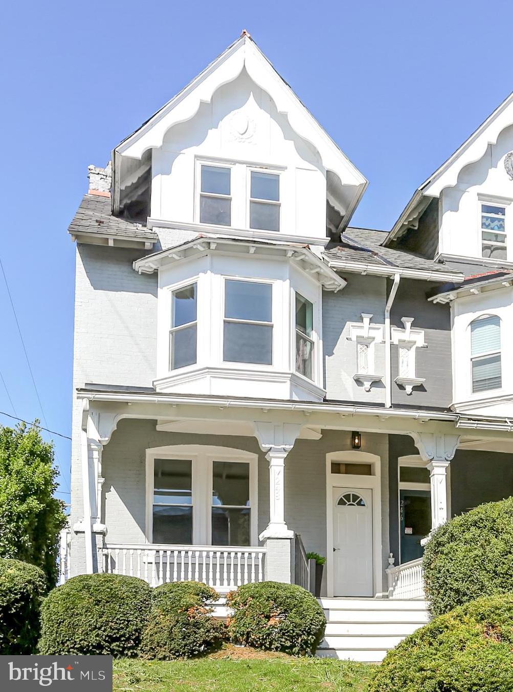 LANCASTER - Residential