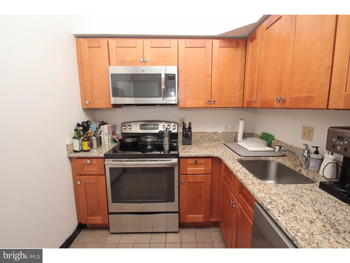 ART MUSEUM AREA - Residential Lease