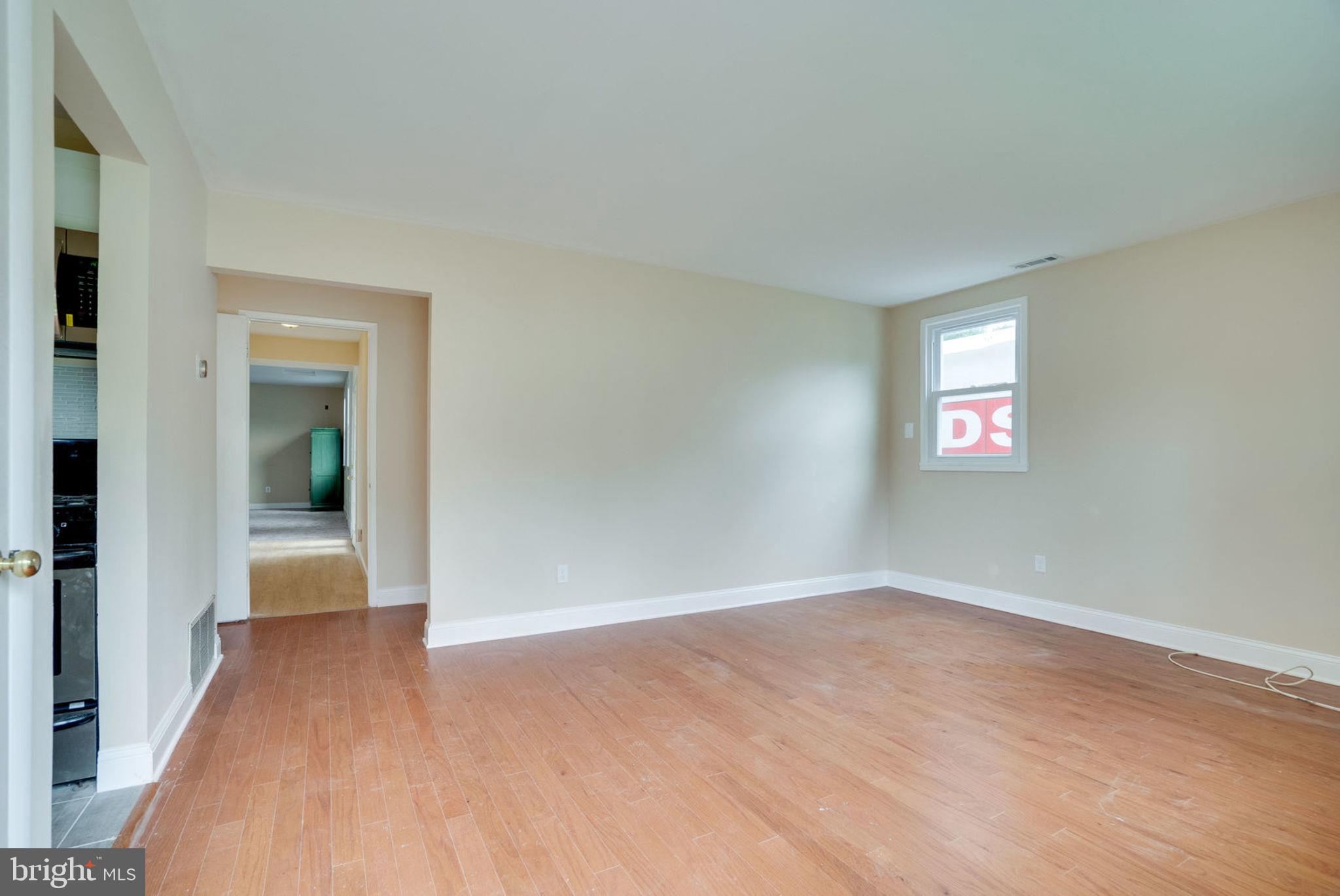 BURGUNDY MANOR - Residential