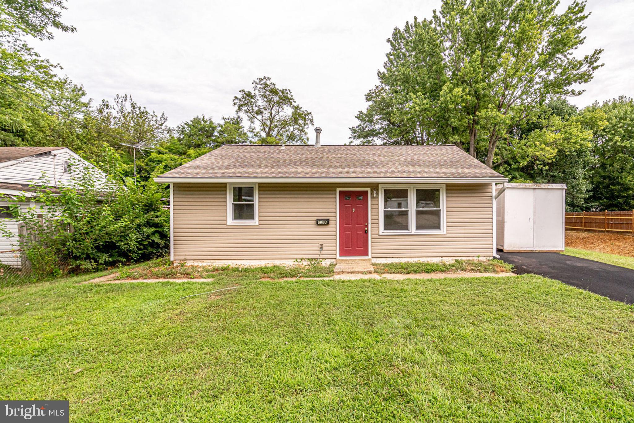 BURGUNDY MANOR - Residential