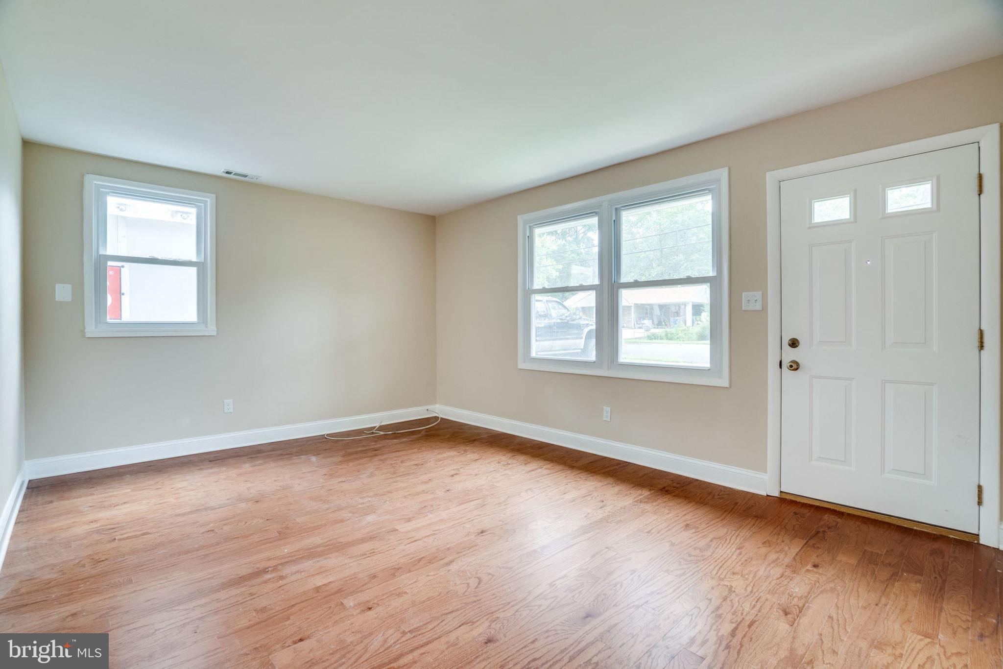 BURGUNDY MANOR - Residential