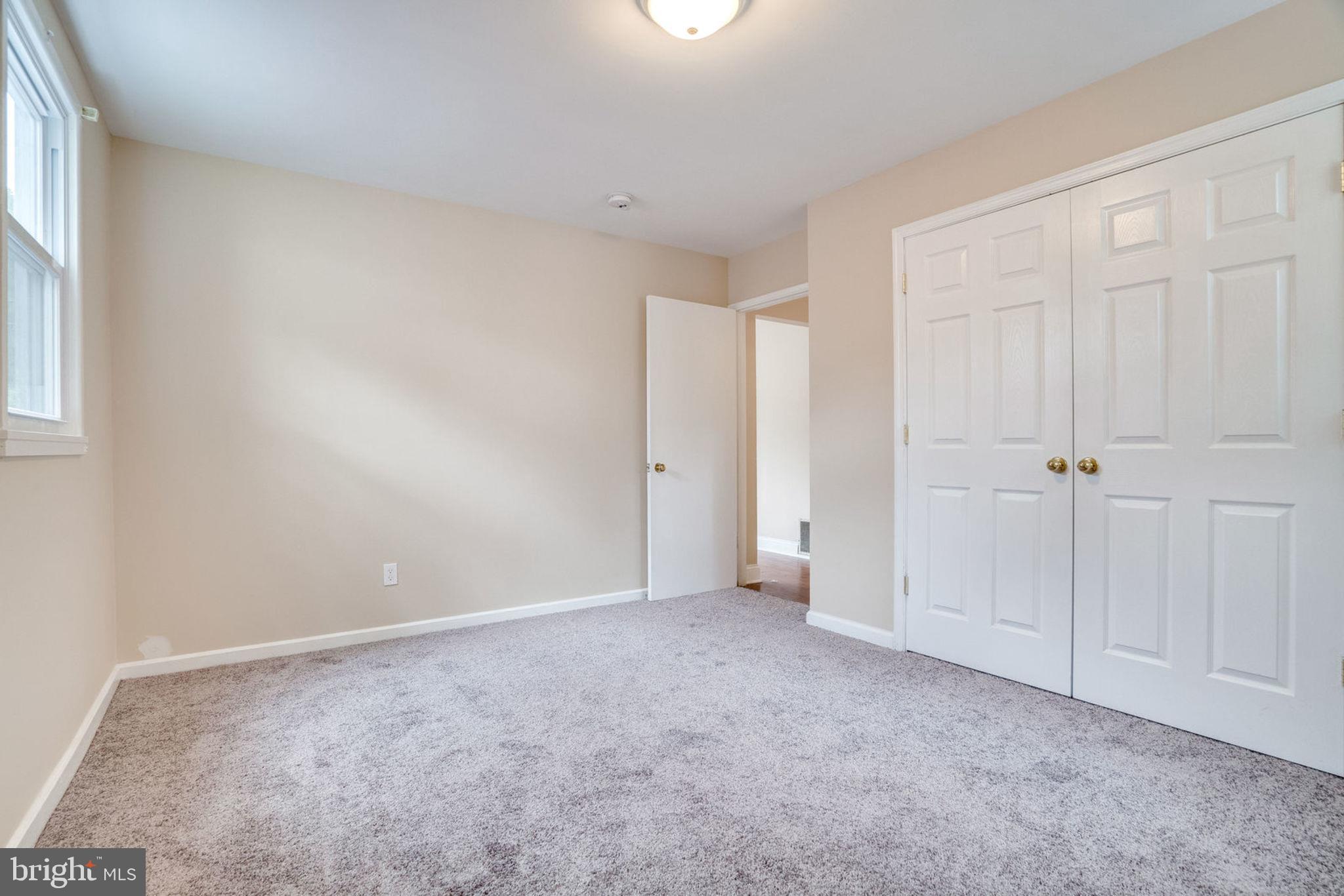 BURGUNDY MANOR - Residential