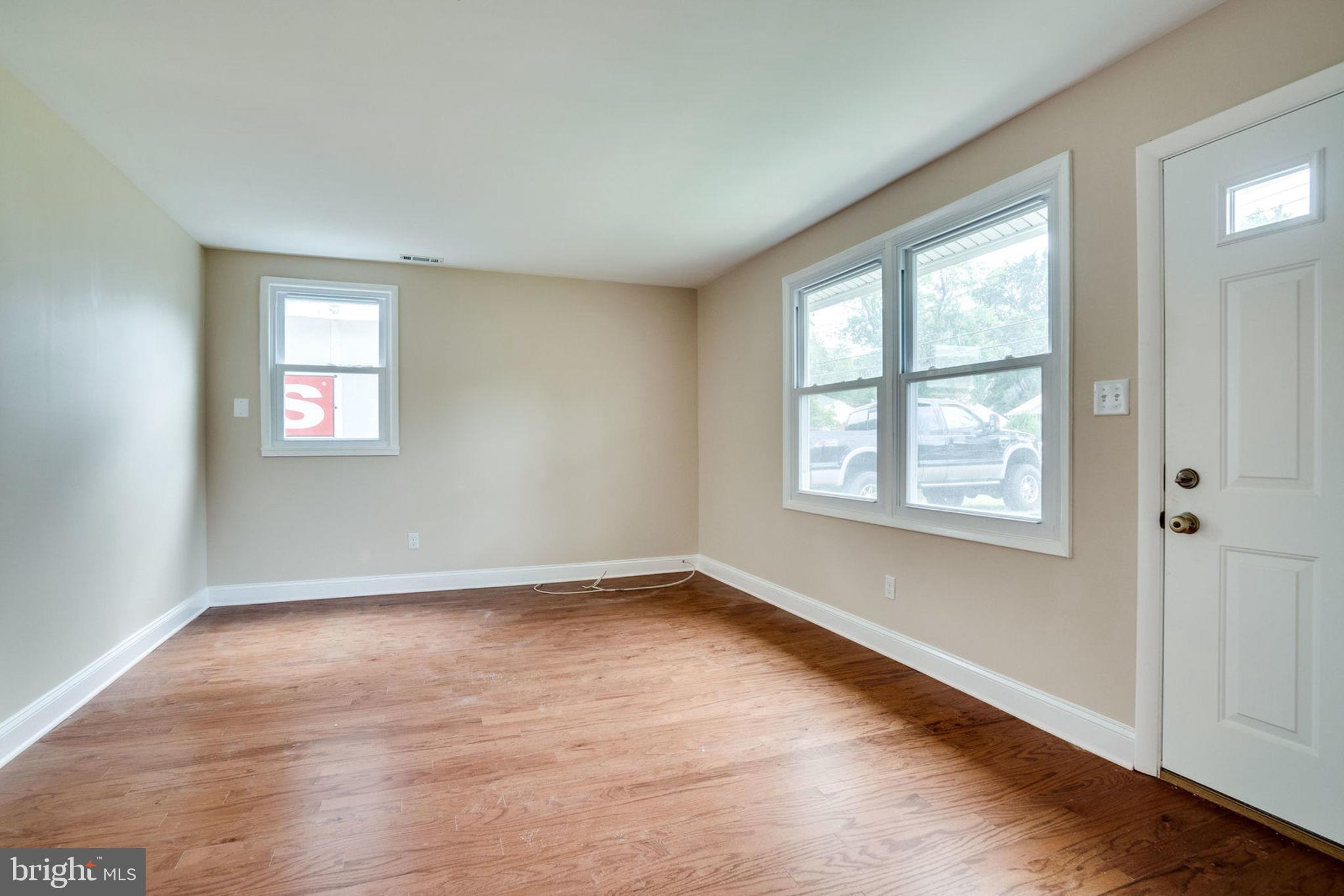 BURGUNDY MANOR - Residential