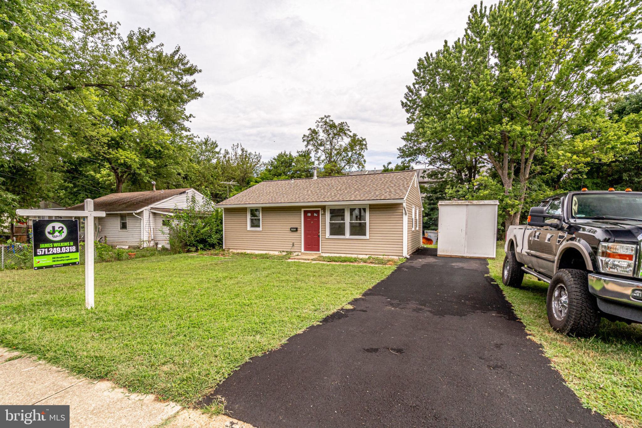 BURGUNDY MANOR - Residential