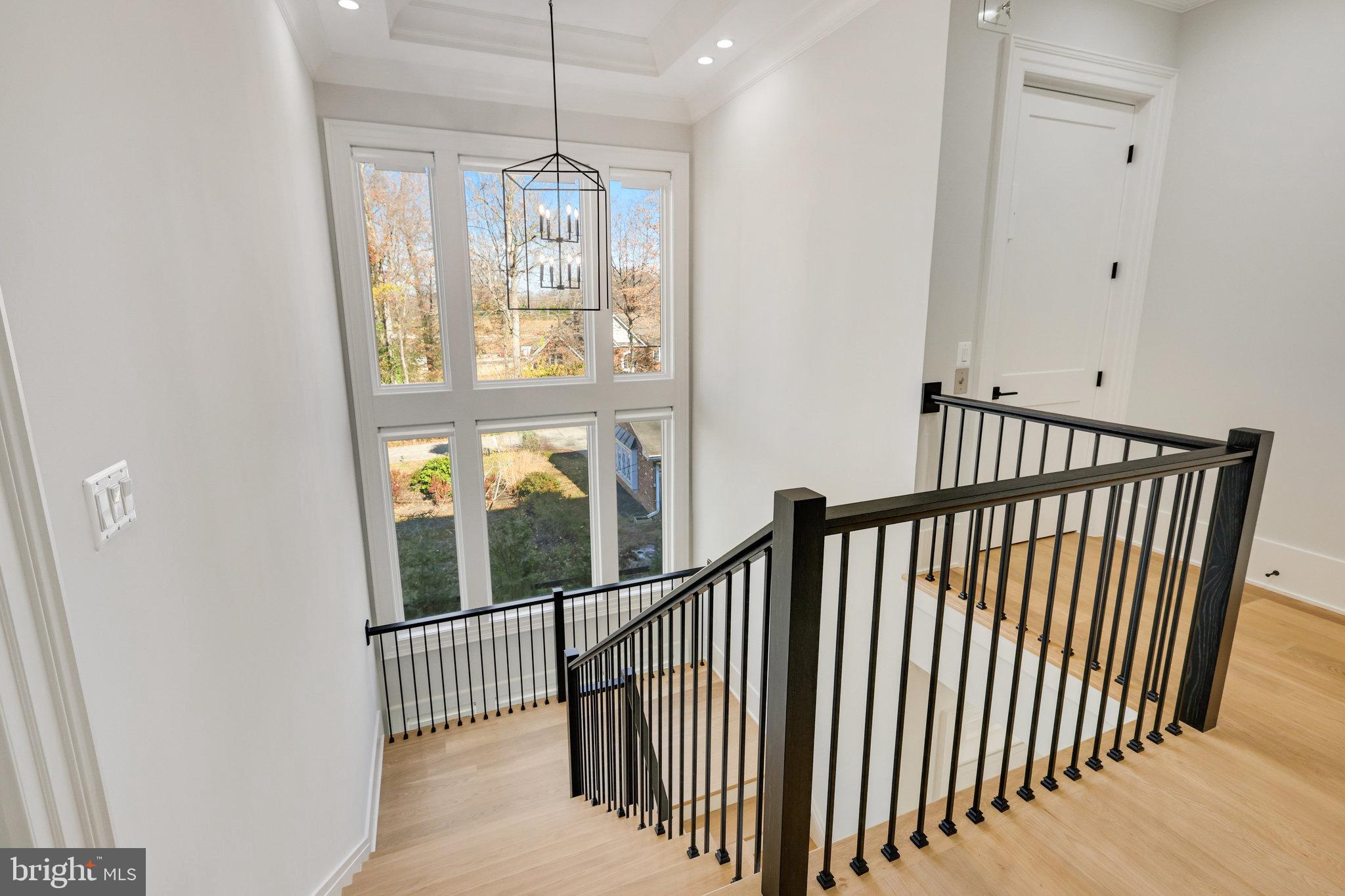 RIVER OAKS - Residential