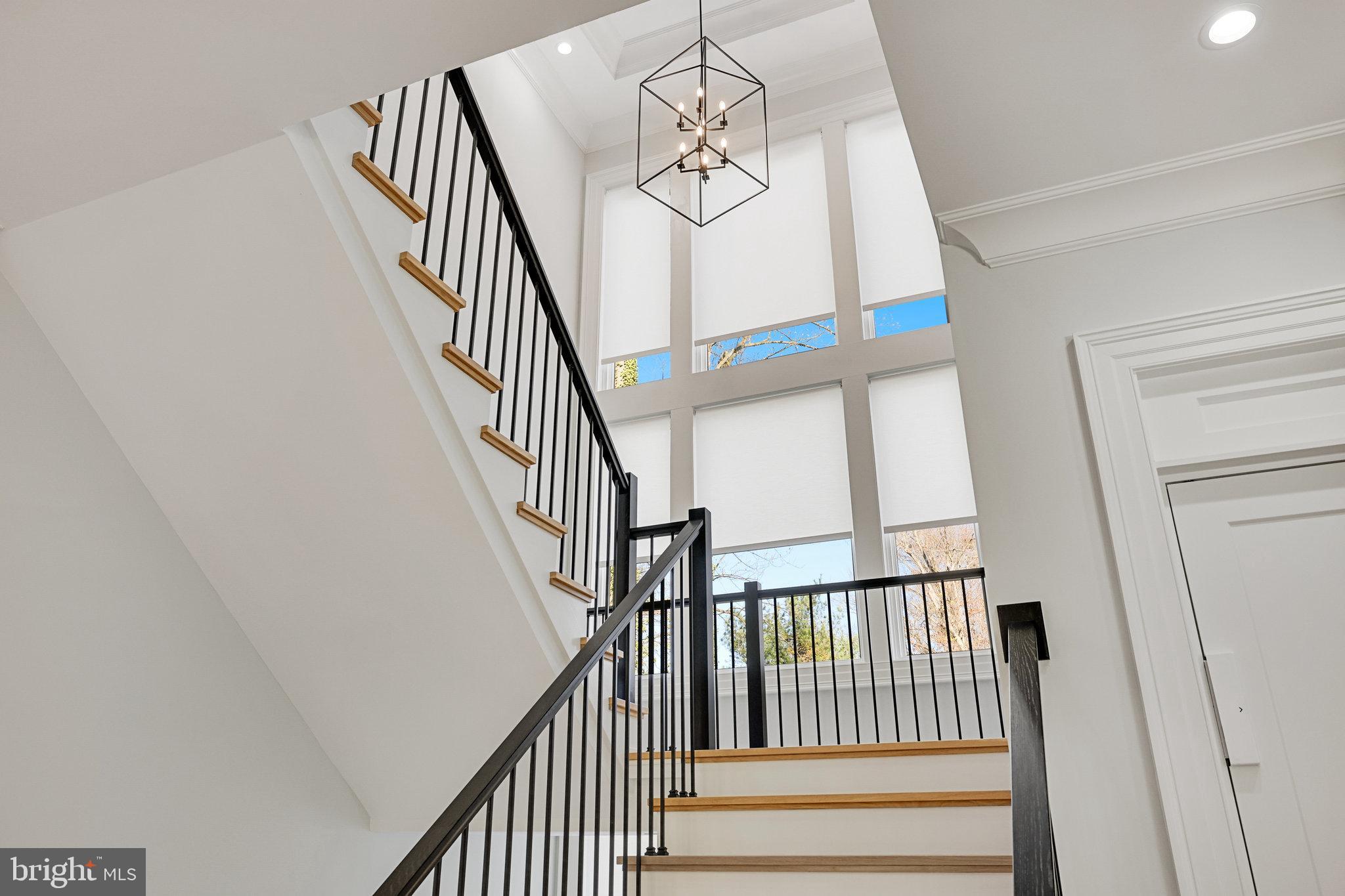 RIVER OAKS - Residential