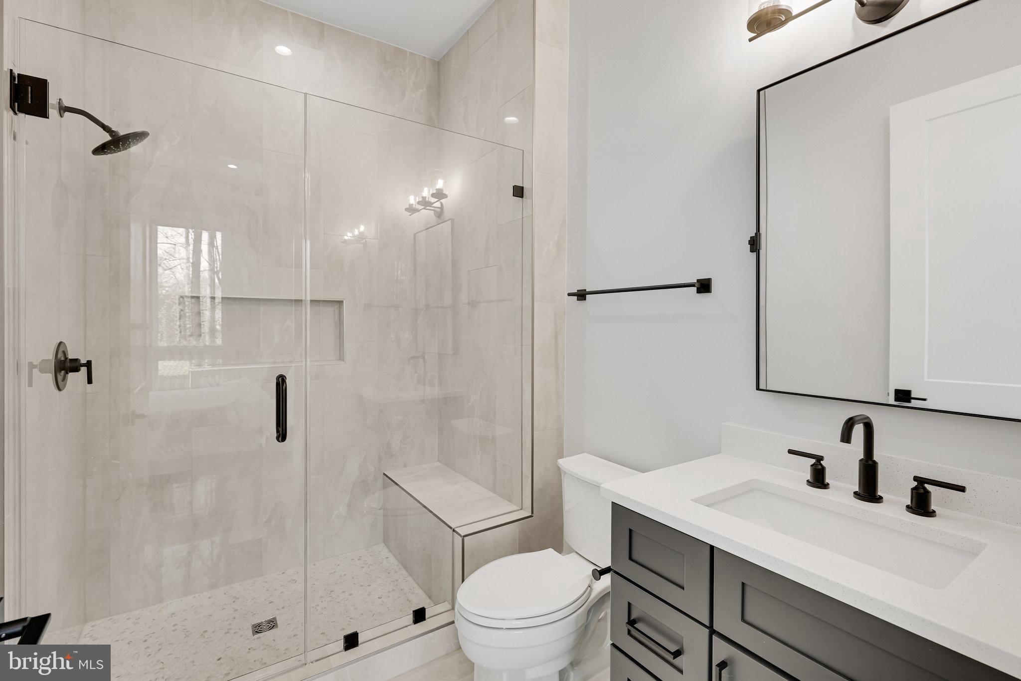 RIVER OAKS - Residential