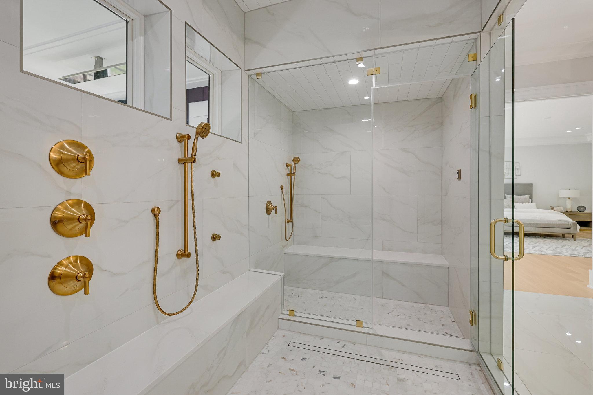 RIVER OAKS - Residential