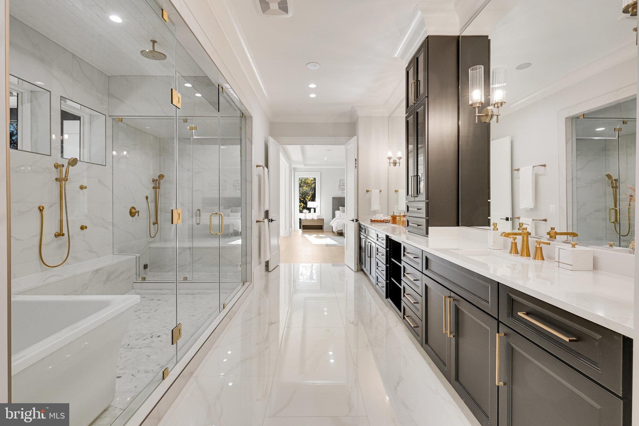 RIVER OAKS - Residential