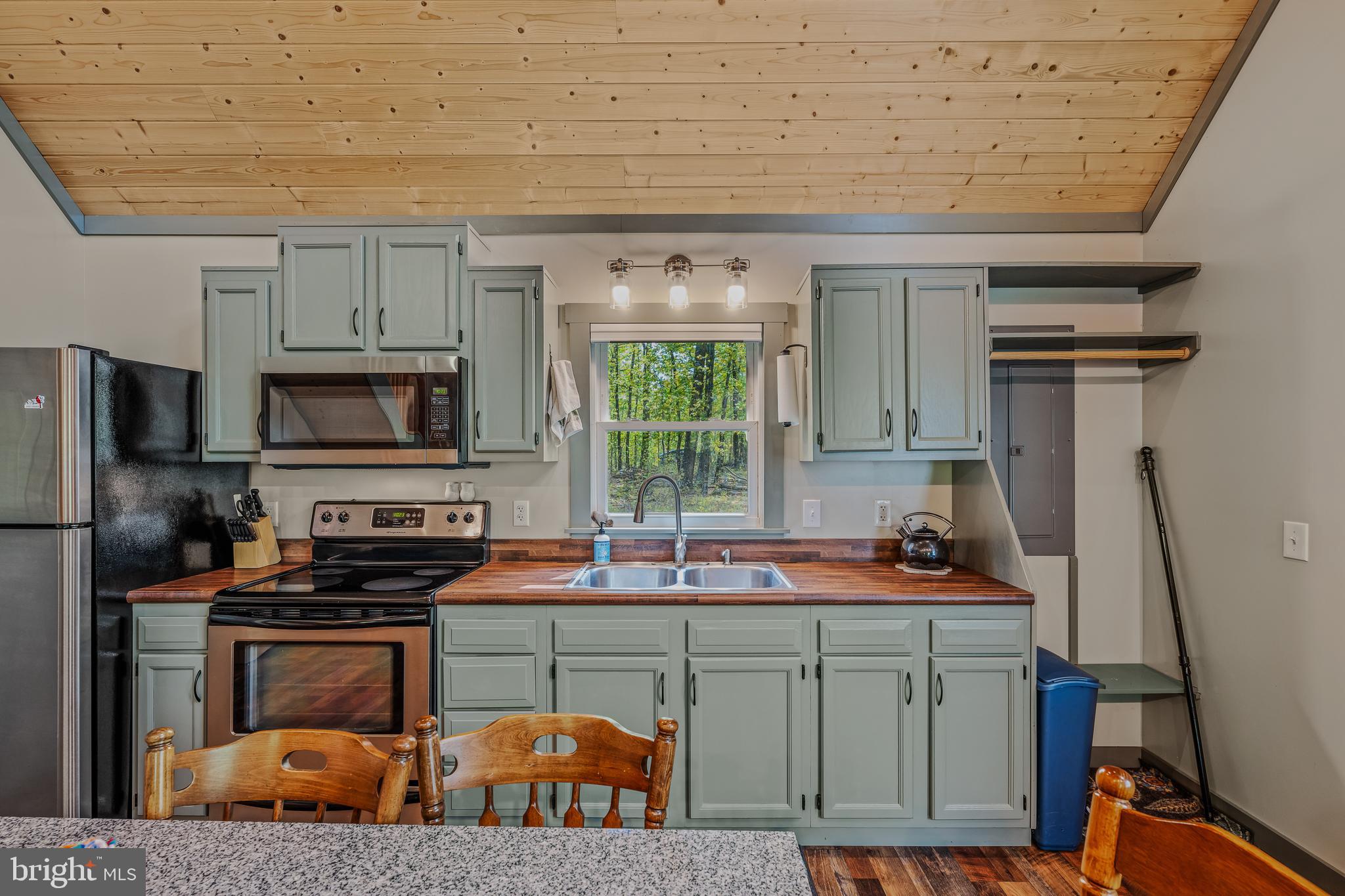 POTOMAC RIVER VISTA - Residential