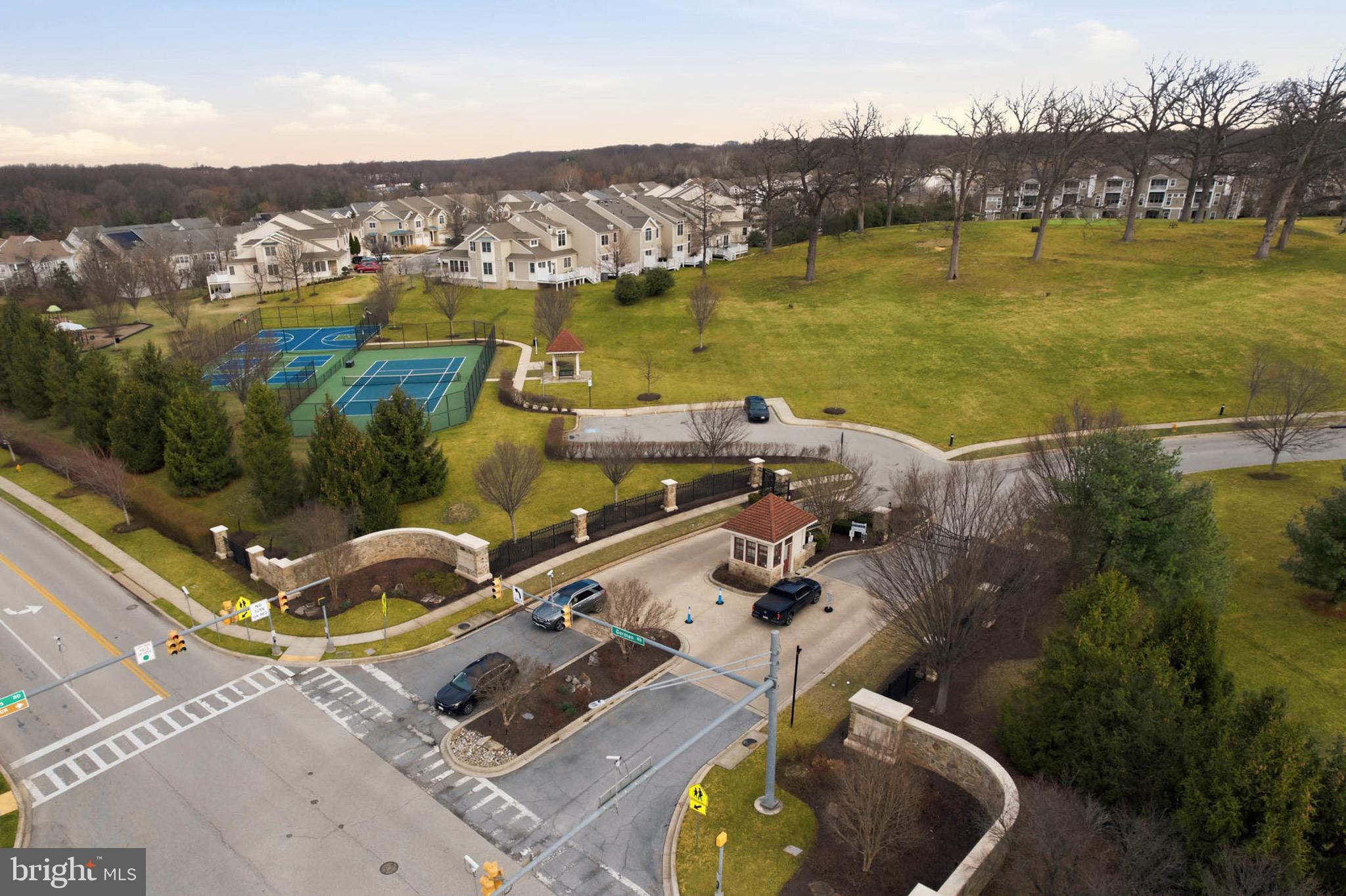 STONE LAKE - Residential