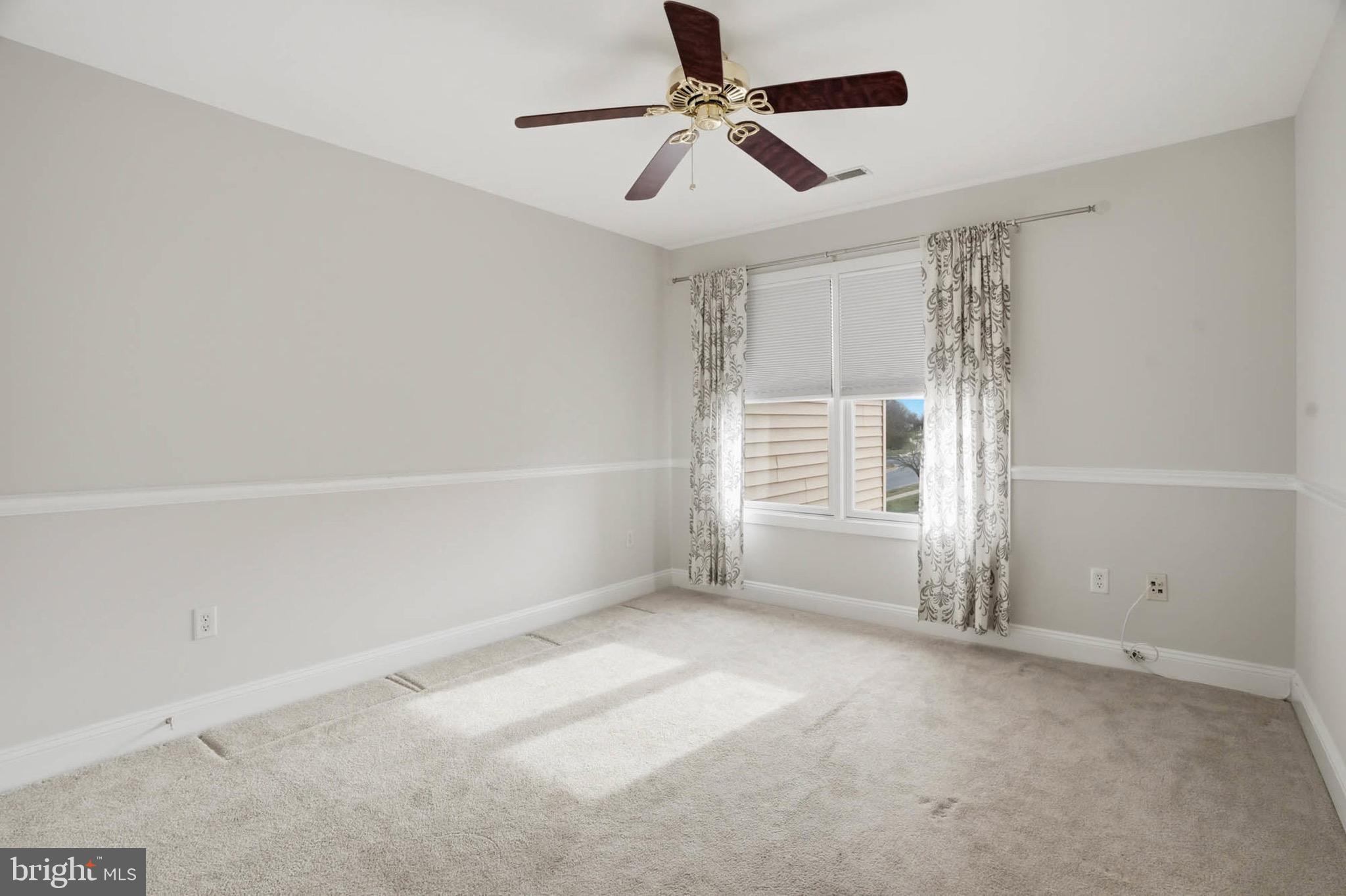 STONE LAKE - Residential