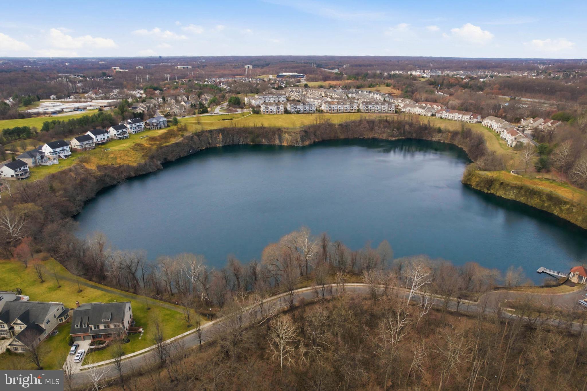 STONE LAKE - Residential