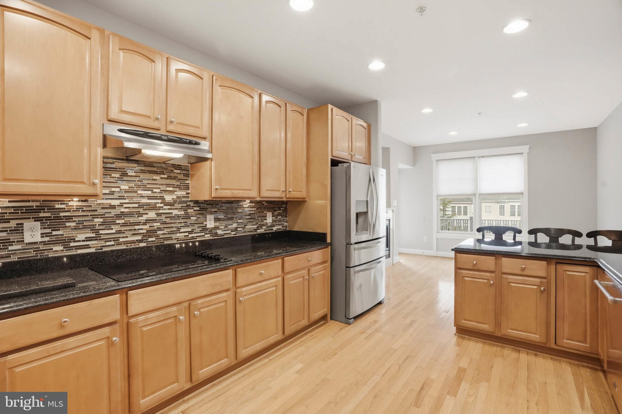 STONE LAKE - Residential