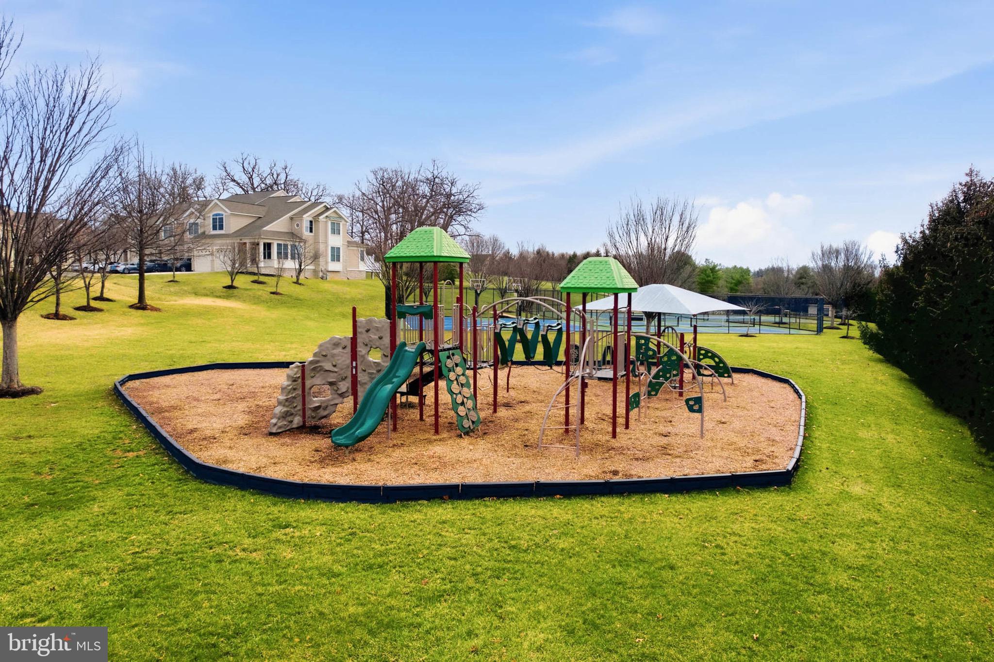 STONE LAKE - Residential