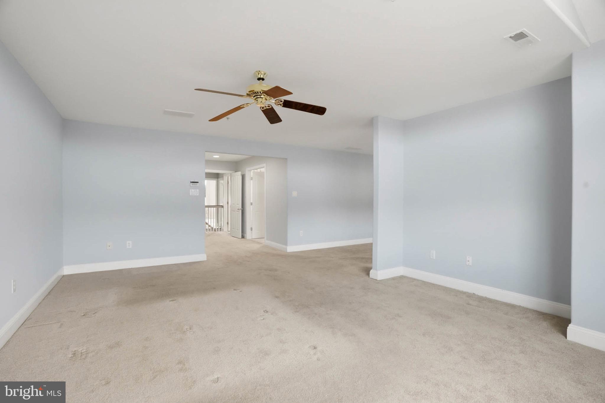 STONE LAKE - Residential