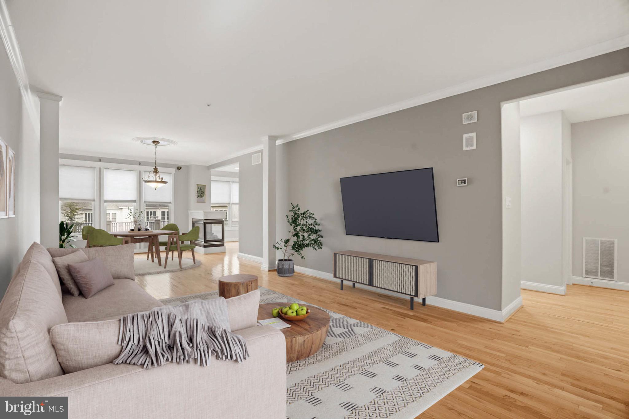 8704 TIMBER OAK LANE